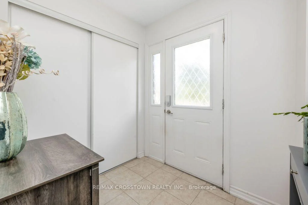 Photo 10 of Unit 2, 43 Madelaine Drive, Barrie, Painswick South — HOMEH