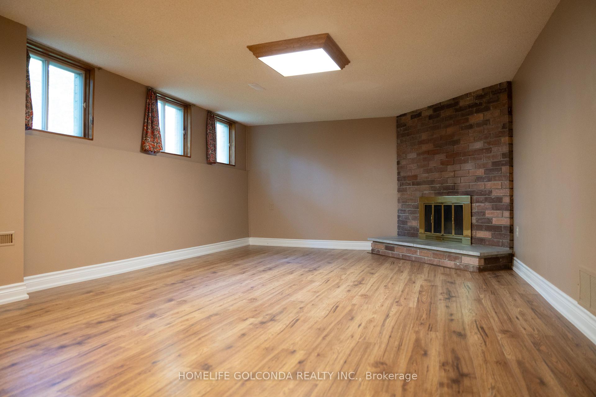 Photo 11 of 46 Donaldson Road, East Gwillimbury, Holland Landing — HOMEH