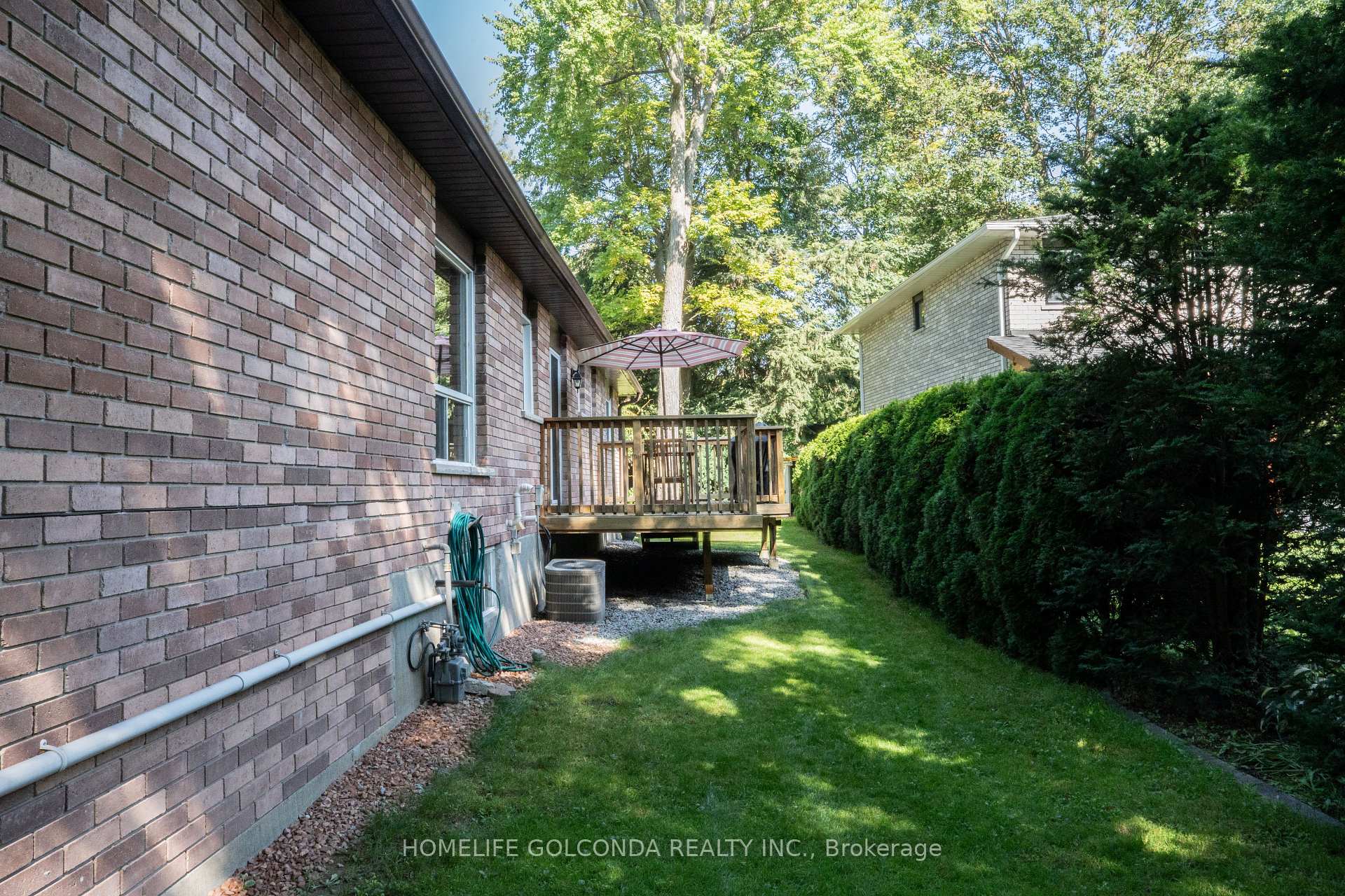 Photo 15 of 46 Donaldson Road, East Gwillimbury, Holland Landing — HOMEH