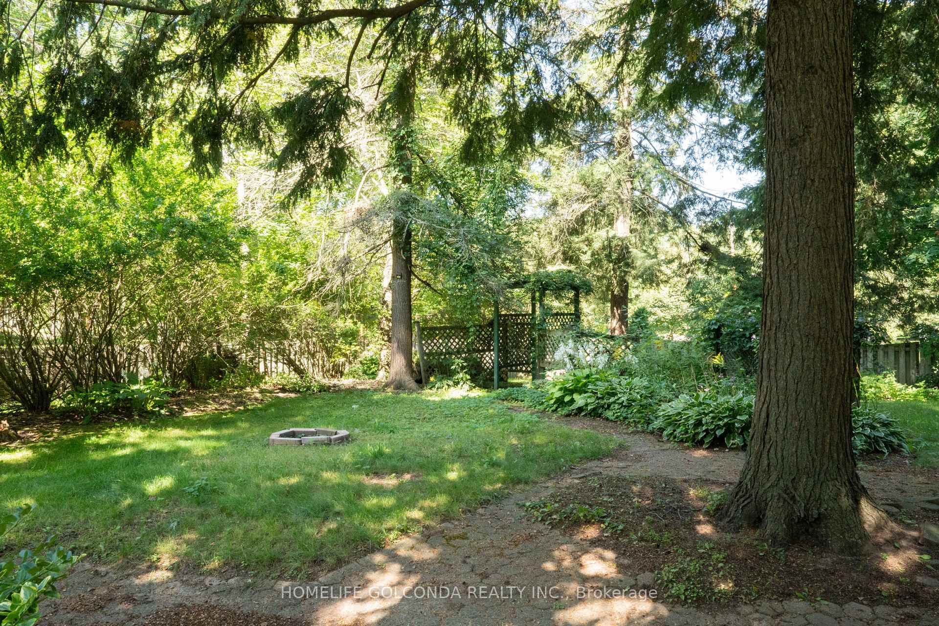 Photo 17 of 46 Donaldson Road, East Gwillimbury, Holland Landing — HOMEH