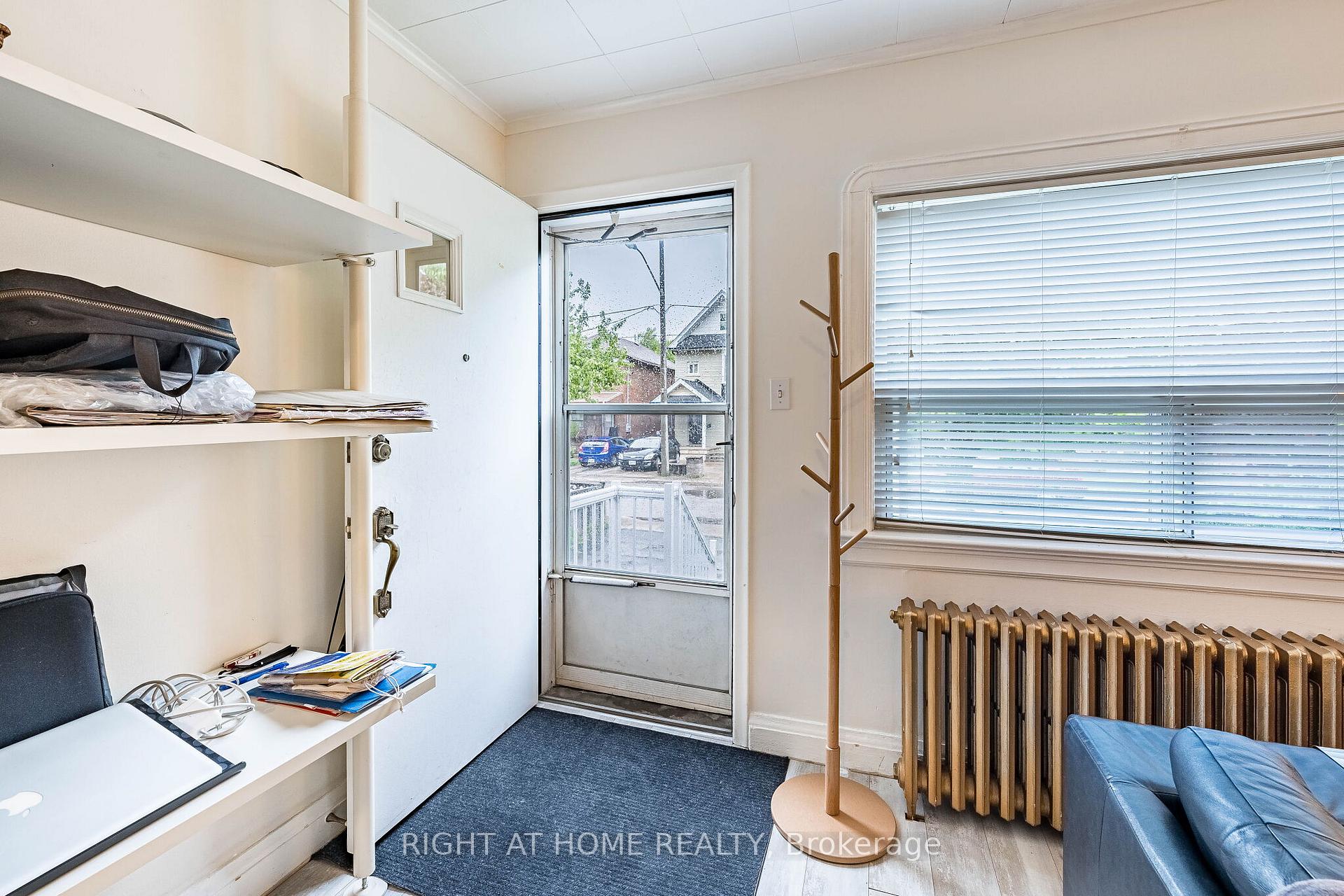 Photo 6 of 8 Savoy Avenue, Toronto, Woodbine-Lumsden — HOMEH