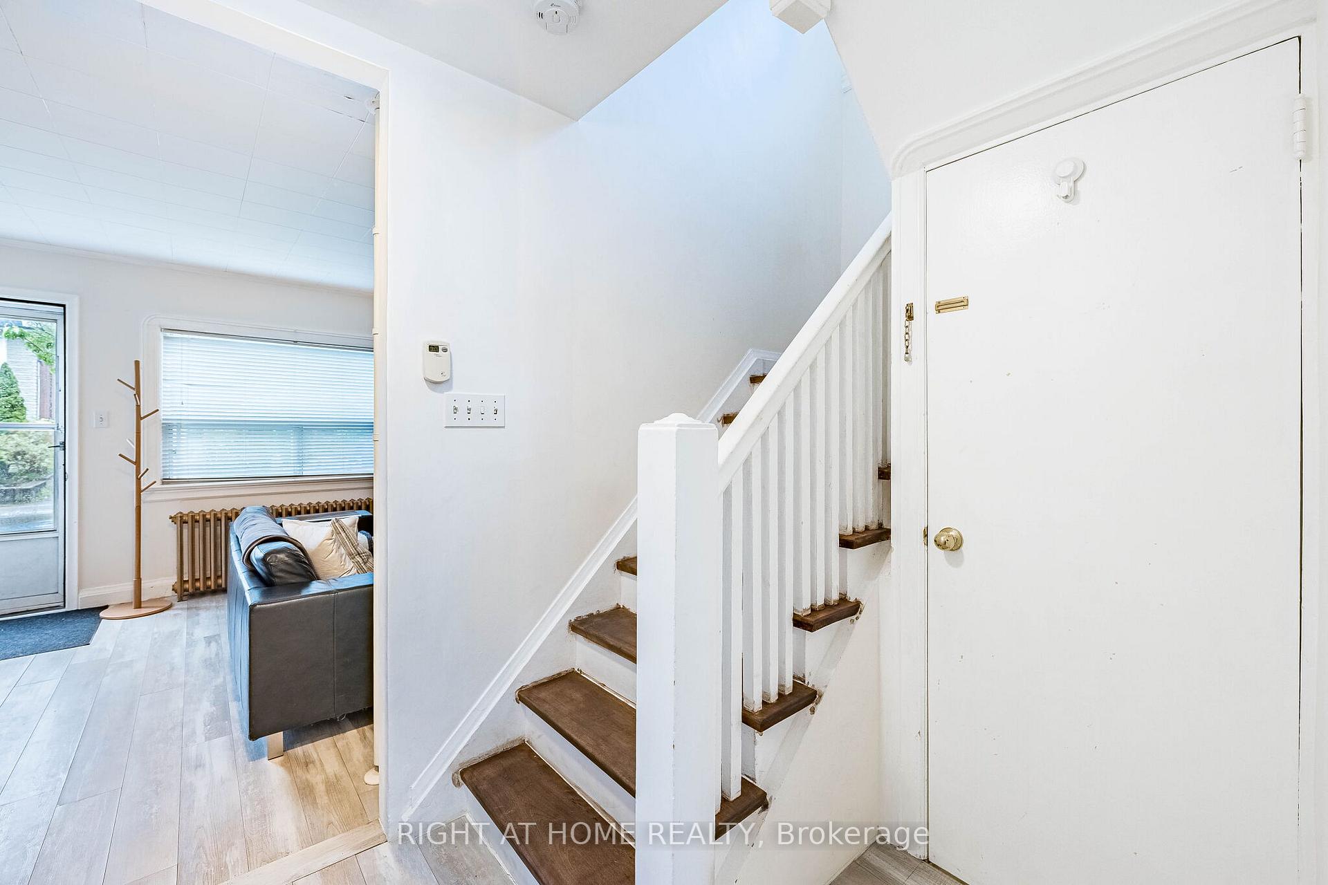 Photo 21 of 8 Savoy Avenue, Toronto, Woodbine-Lumsden — HOMEH