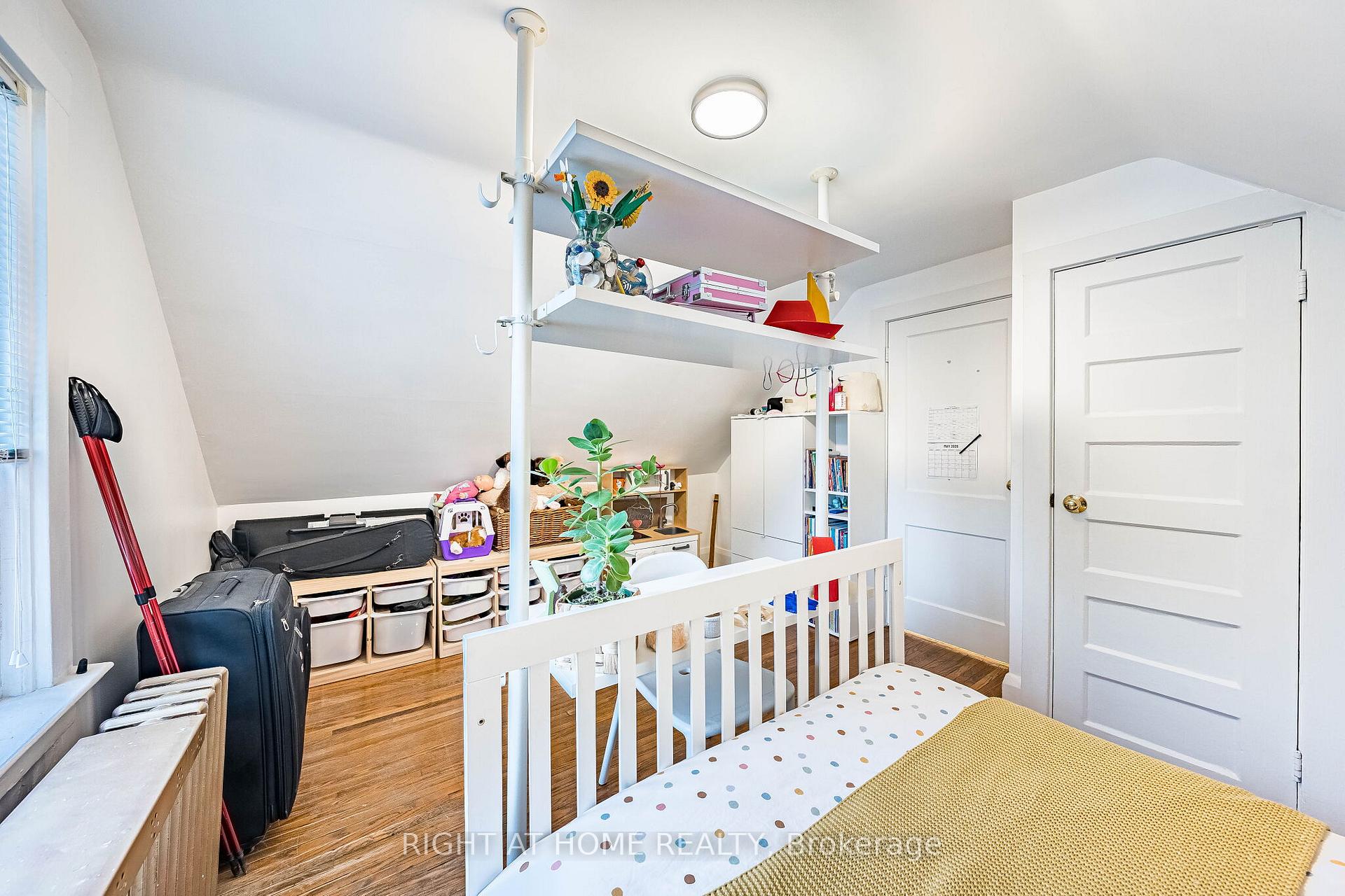 Photo 32 of 8 Savoy Avenue, Toronto, Woodbine-Lumsden — HOMEH