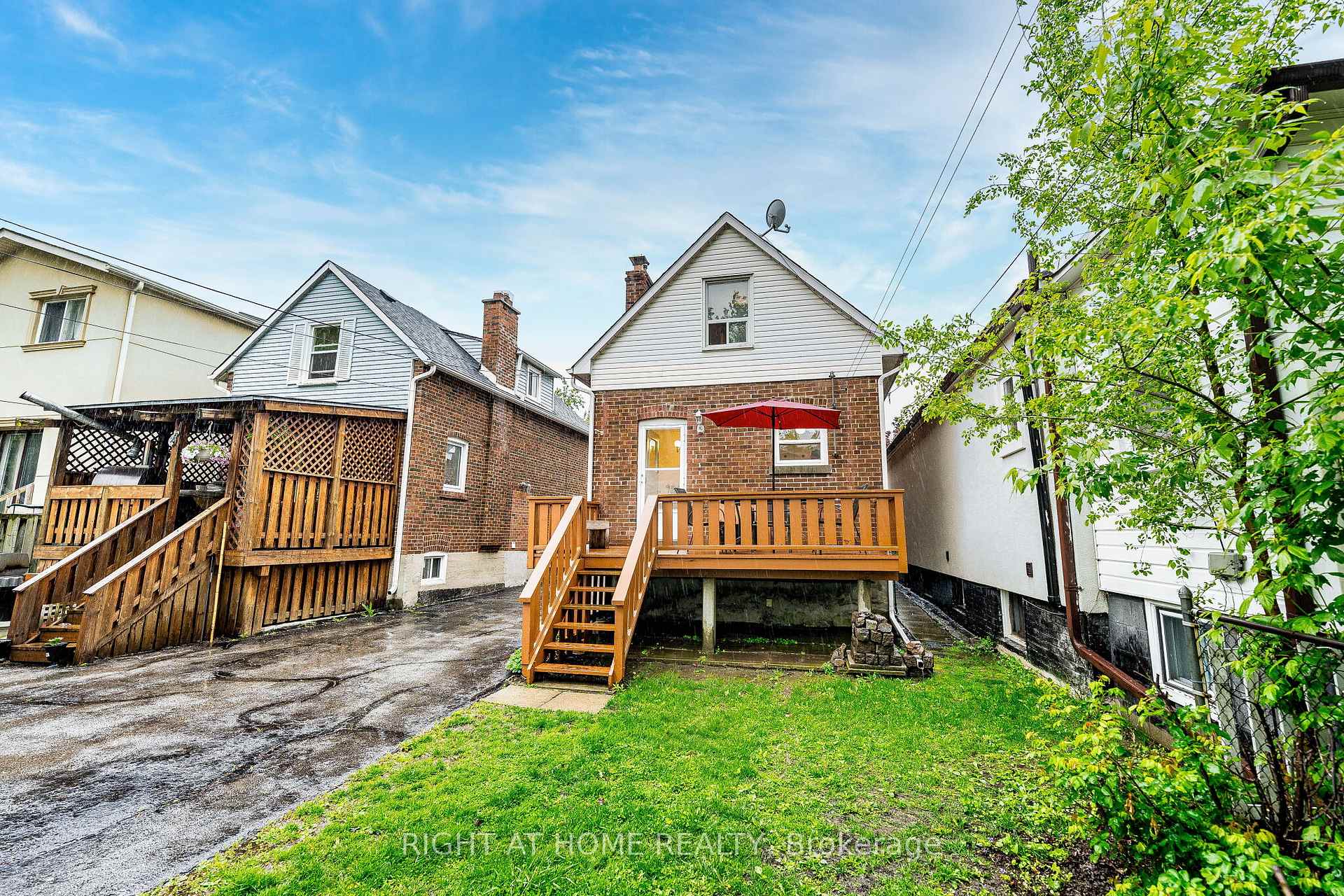 Photo 41 of 8 Savoy Avenue, Toronto, Woodbine-Lumsden — HOMEH
