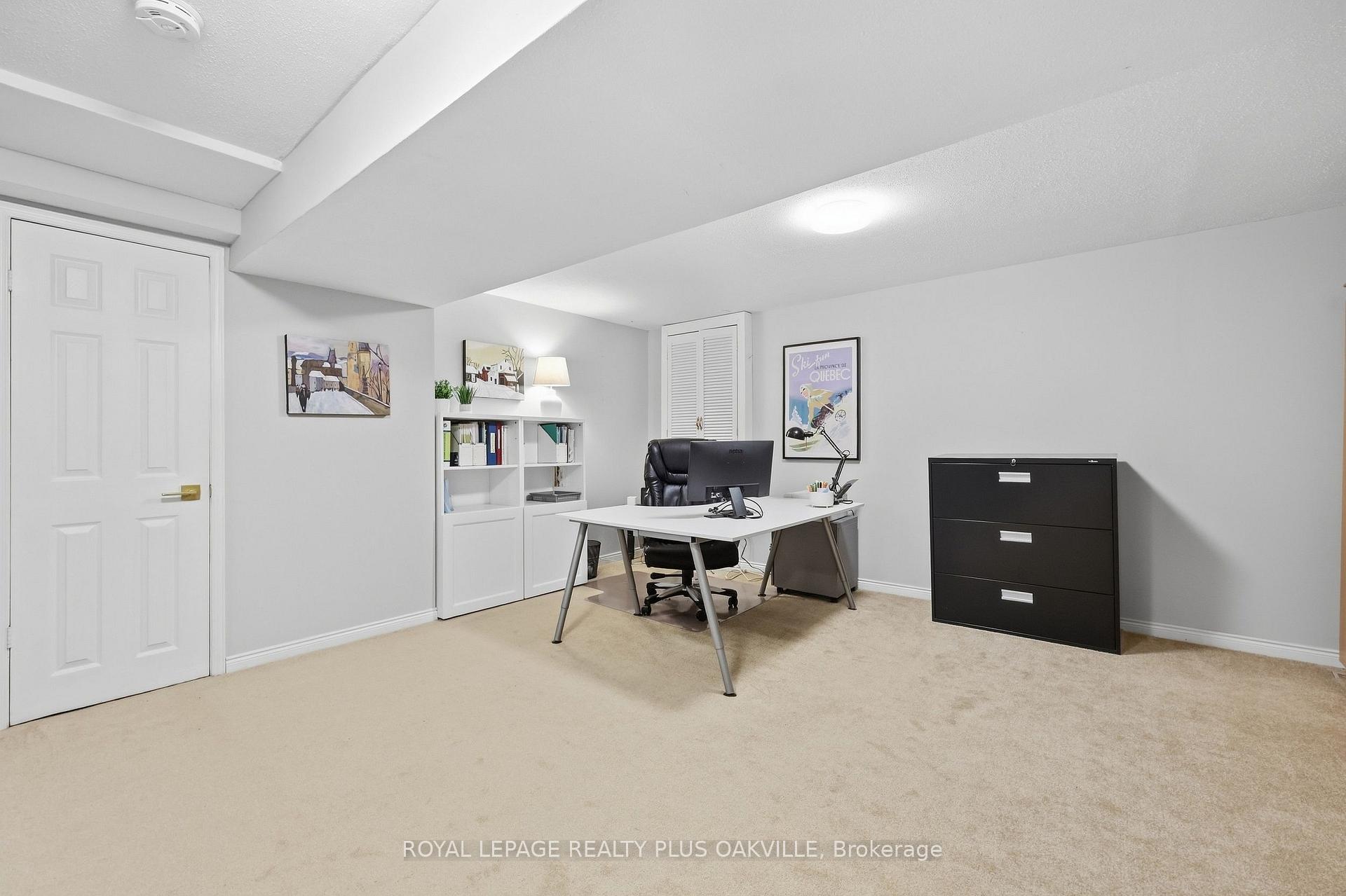 Photo 24 of 58 McLeod Drive, Aurora, Aurora Heights — HOMEH