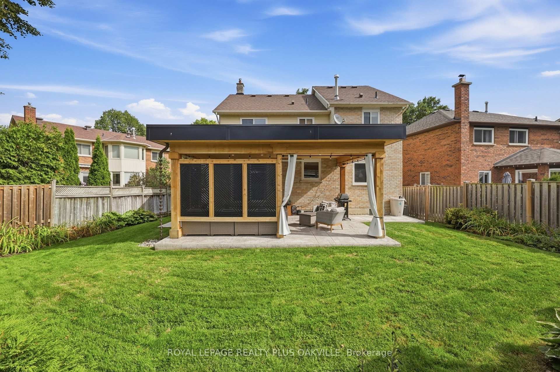 Photo 42 of 58 McLeod Drive, Aurora, Aurora Heights — HOMEH
