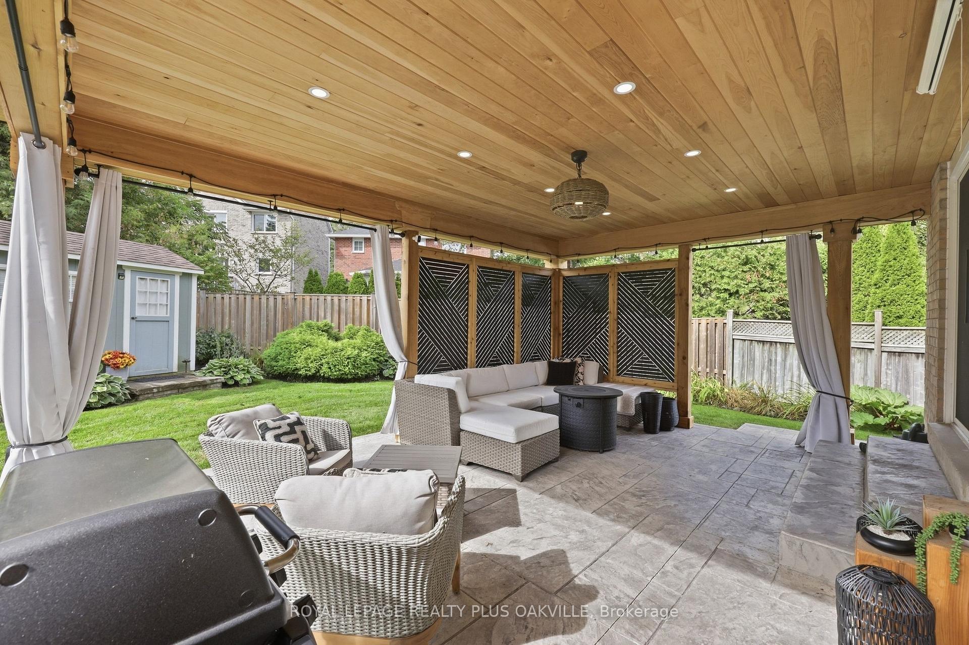 Photo 45 of 58 McLeod Drive, Aurora, Aurora Heights — HOMEH