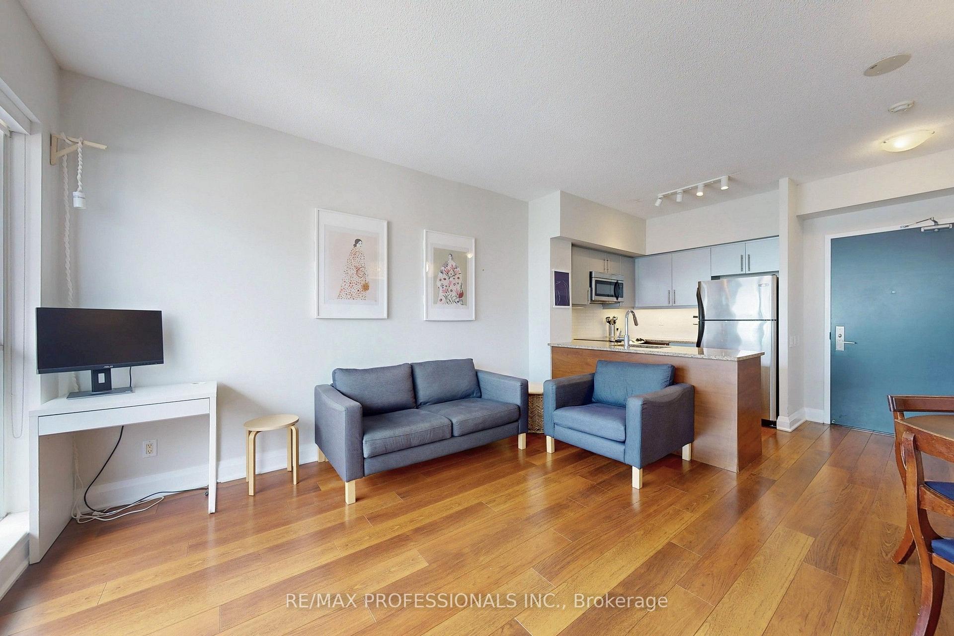 Photo 6 of Unit 1301, 83 Redpath Avenue, Toronto, Mount Pleasant West — HOMEH