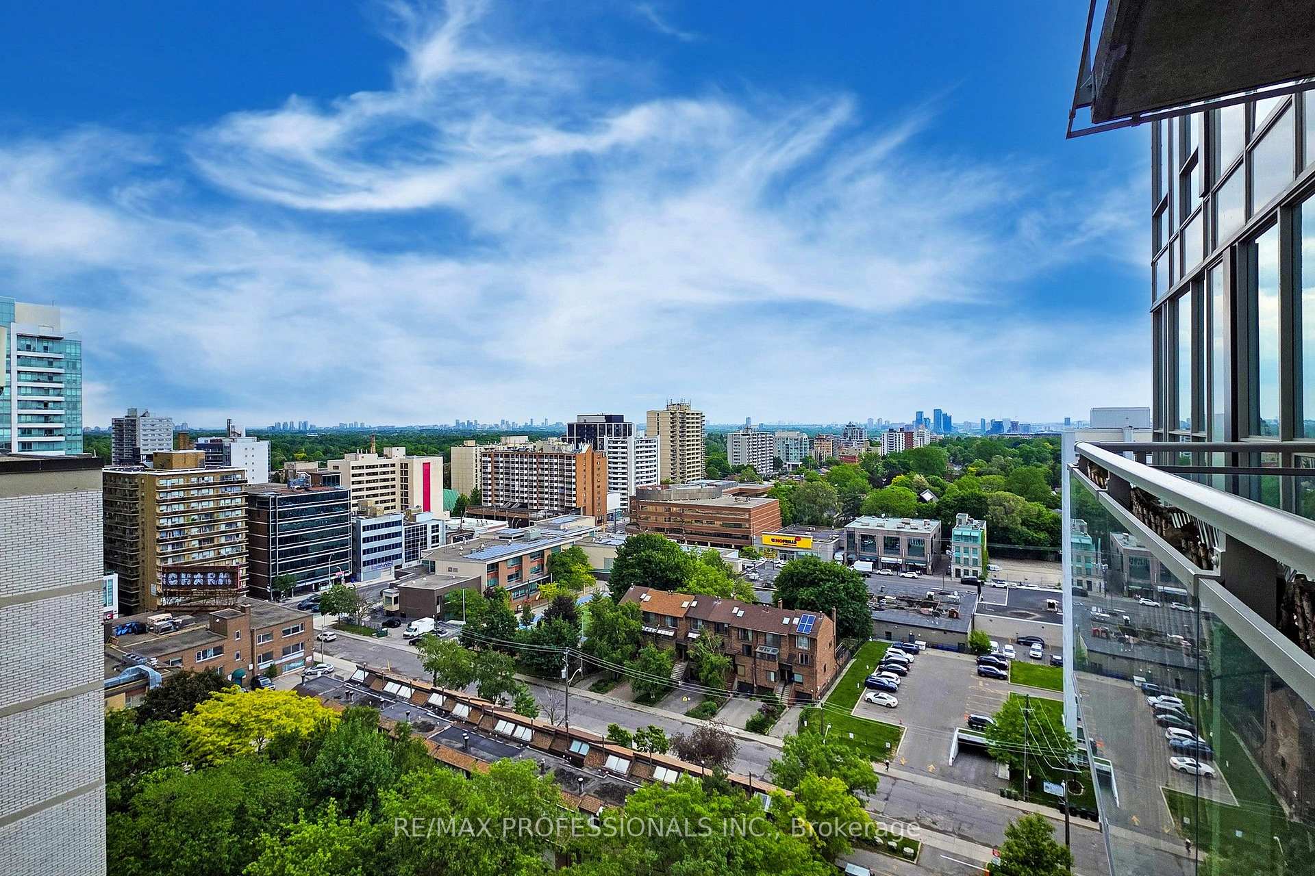 Photo 20 of Unit 1301, 83 Redpath Avenue, Toronto, Mount Pleasant West — HOMEH
