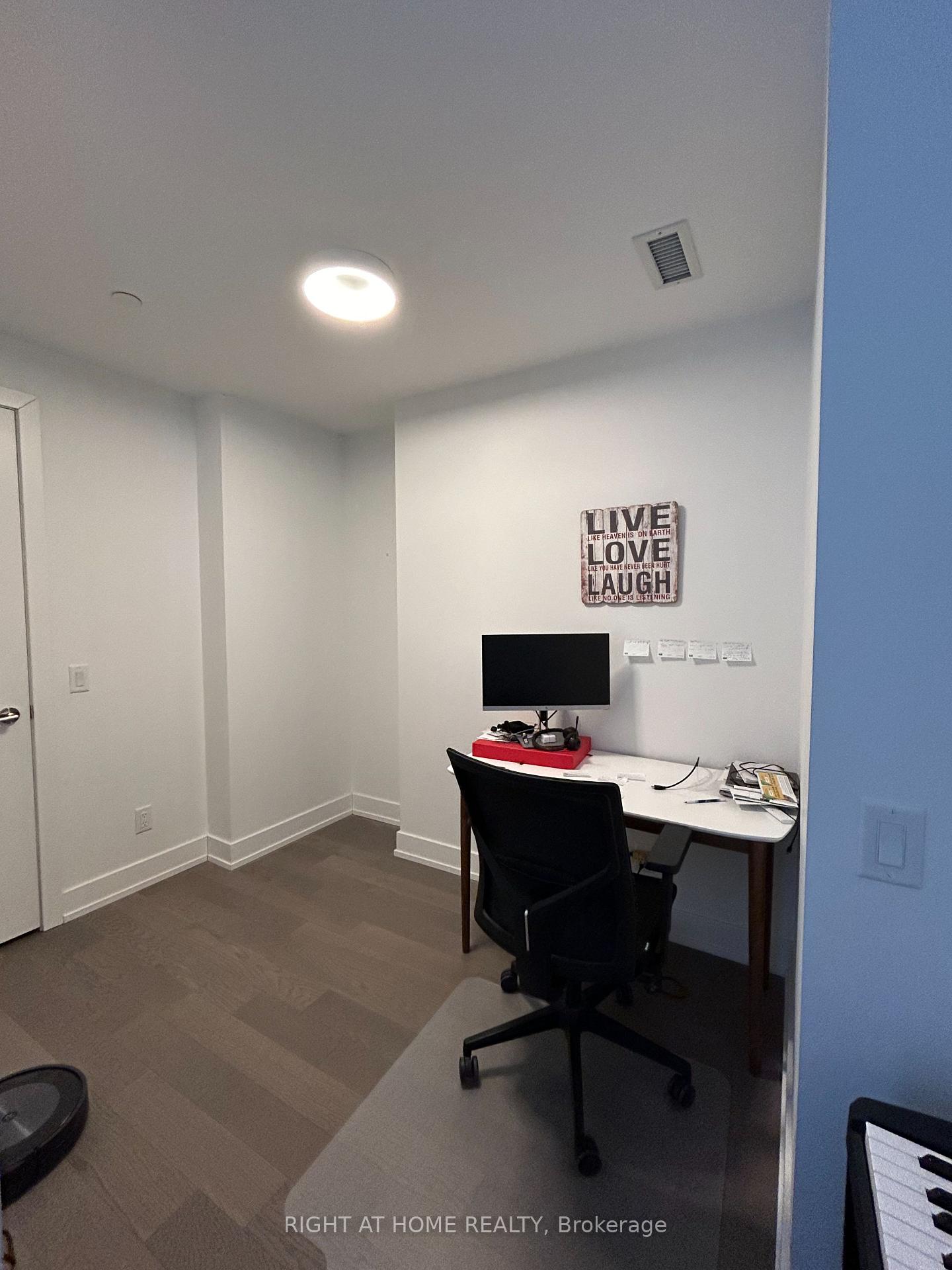 Photo 13 of Unit 6, 7 Grenville Street, Toronto, Bay Street Corridor — HOMEH