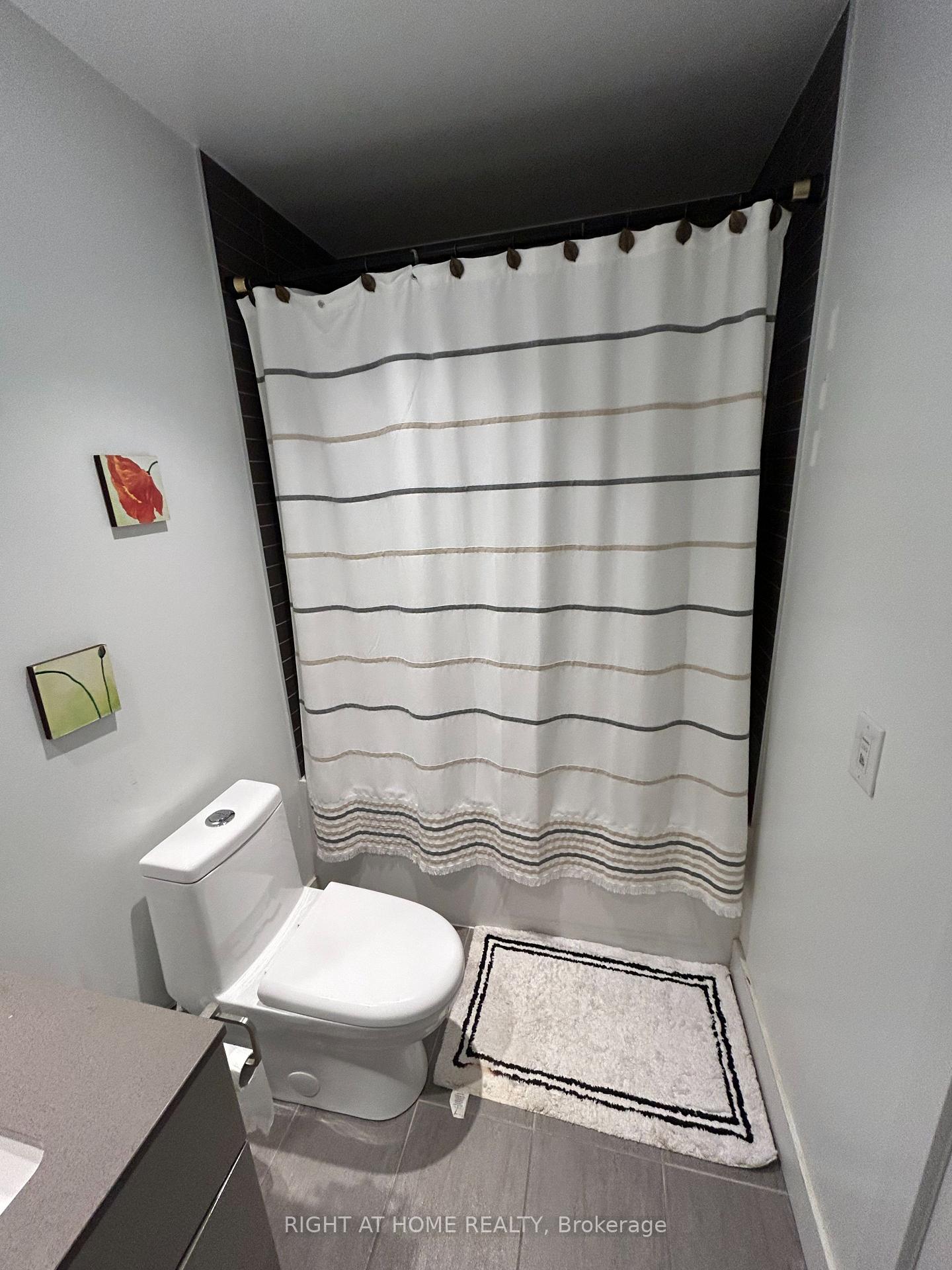 Photo 17 of Unit 6, 7 Grenville Street, Toronto, Bay Street Corridor — HOMEH