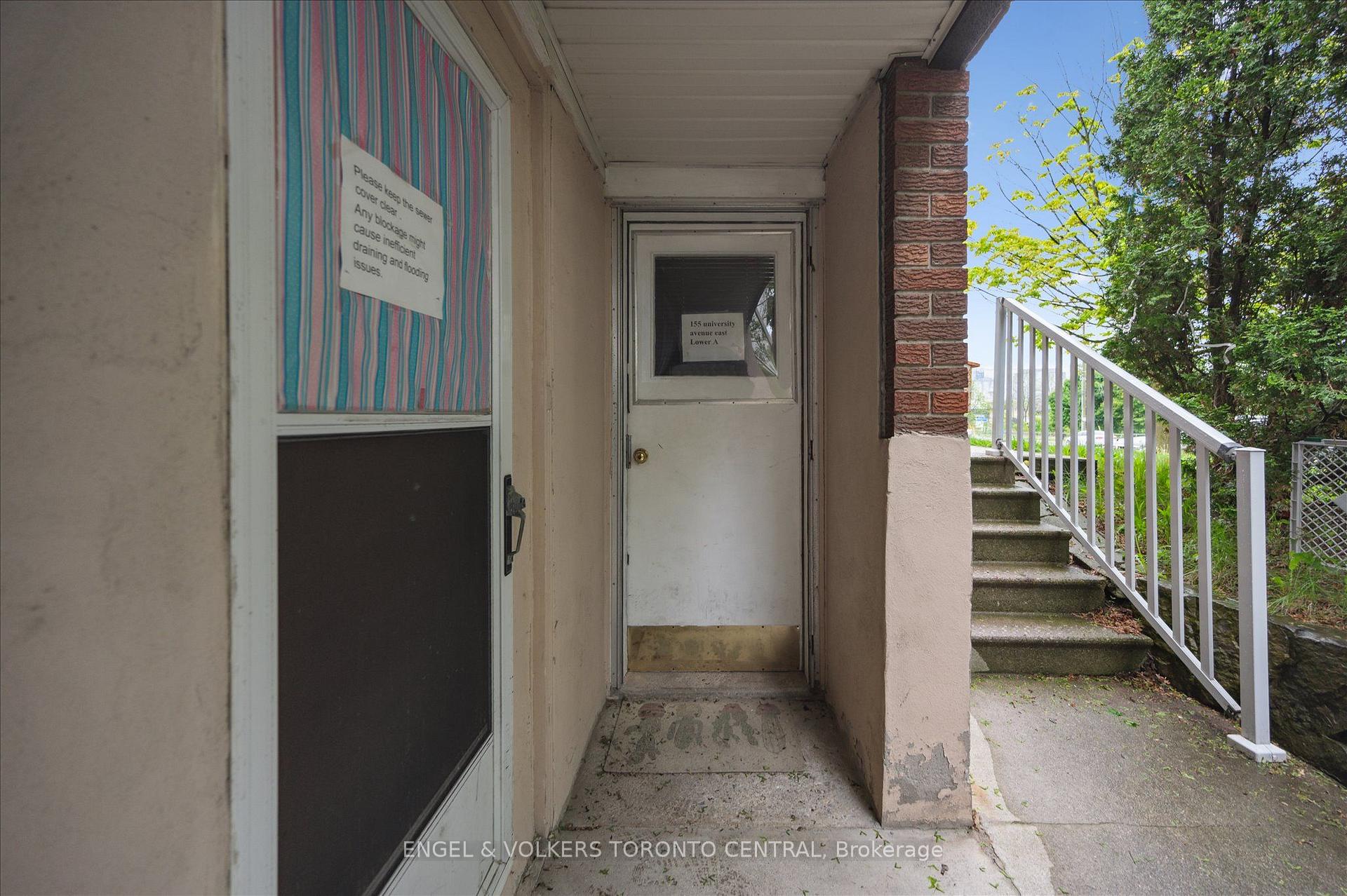 Photo 8 of 155 University Avenue E, Waterloo, Beechwood/University — HOMEH