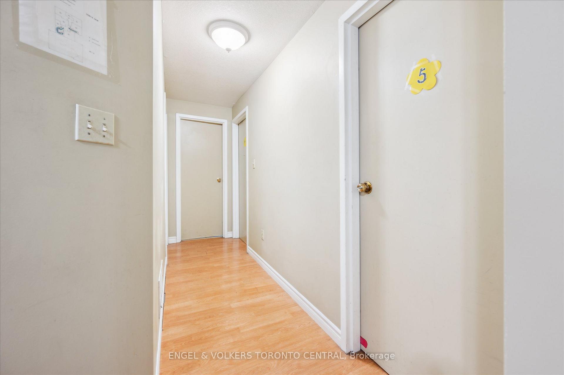 Photo 34 of 155 University Avenue E, Waterloo, Beechwood/University — HOMEH