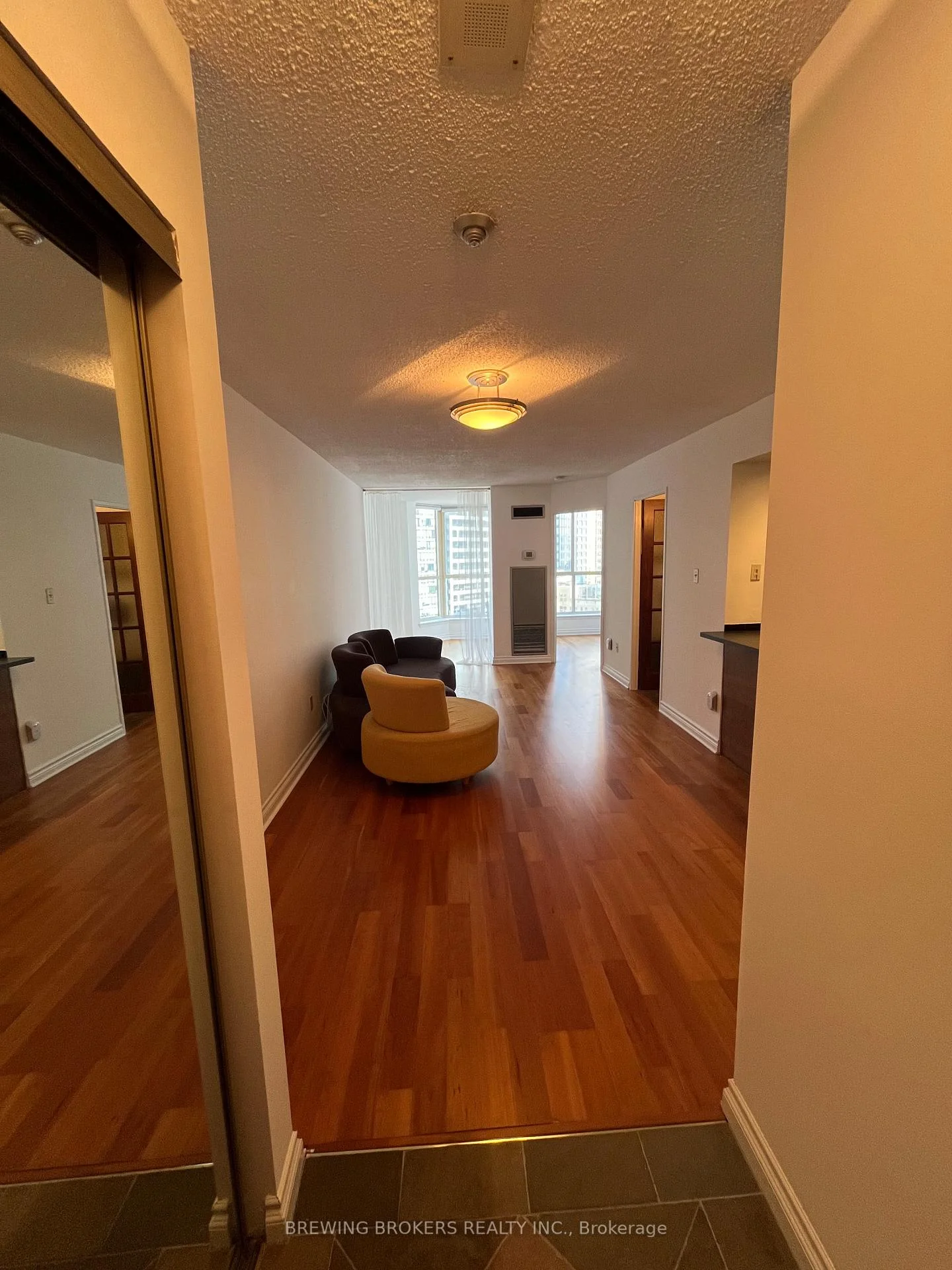 Photo 4 of Unit 2108, 44 St. Joseph Street, Toronto, Bay Street Corridor — HOMEH