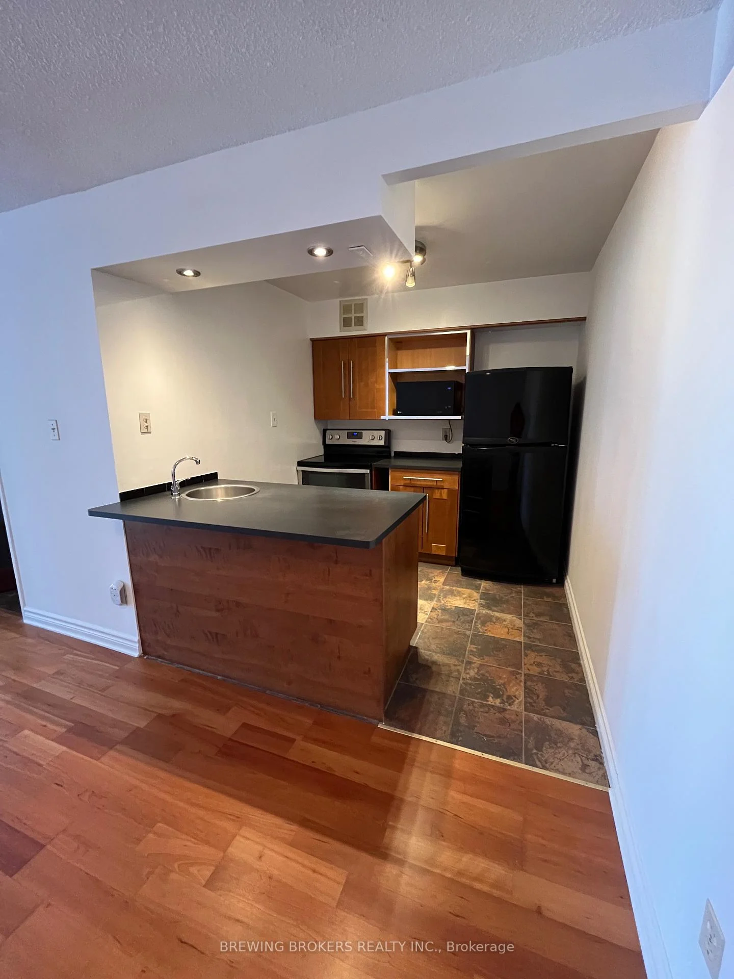 Photo 9 of Unit 2108, 44 St. Joseph Street, Toronto, Bay Street Corridor — HOMEH