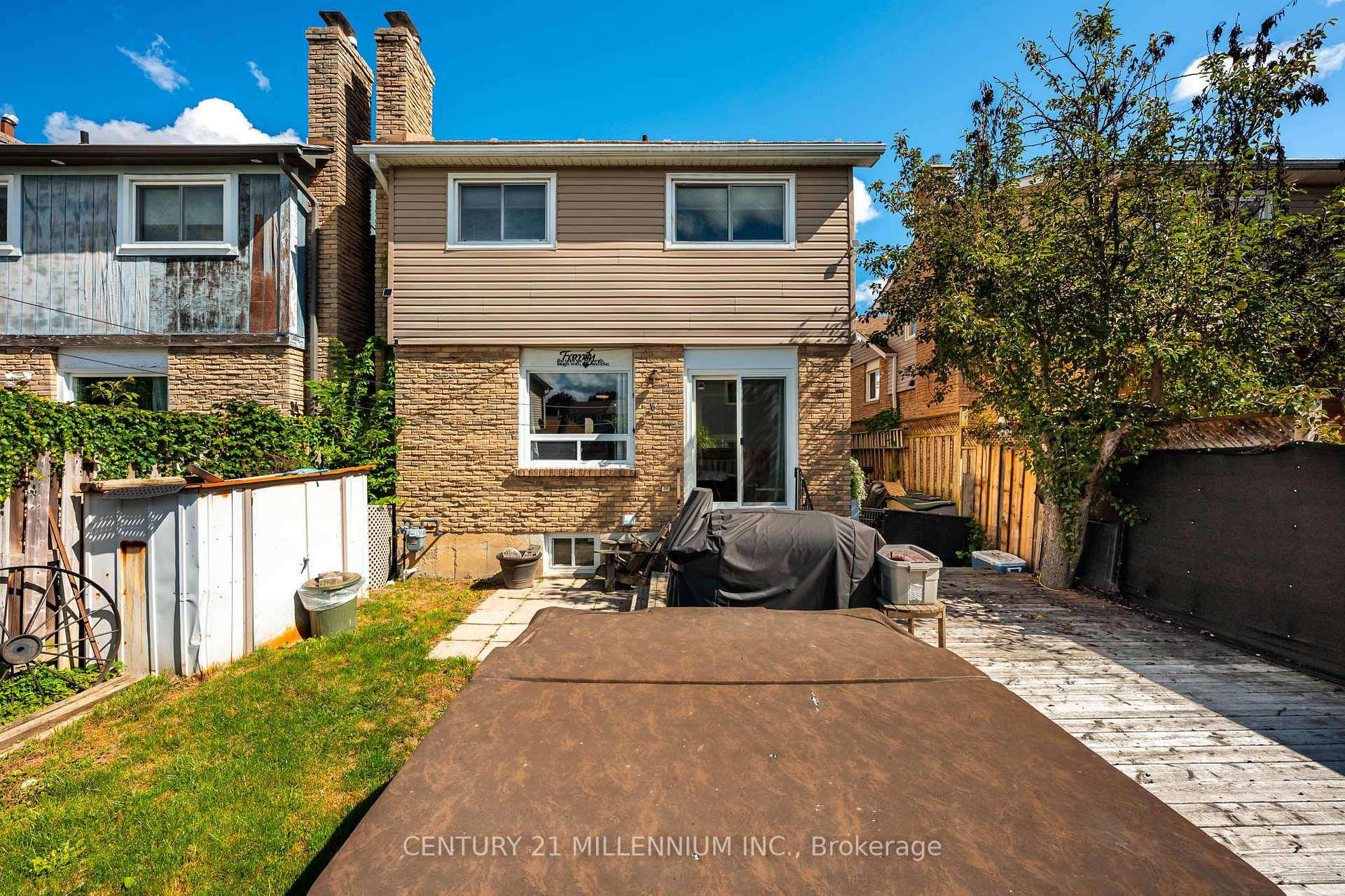 Photo 54 of 65 Primrose Crescent, Brampton, Heart Lake West — HOMEH