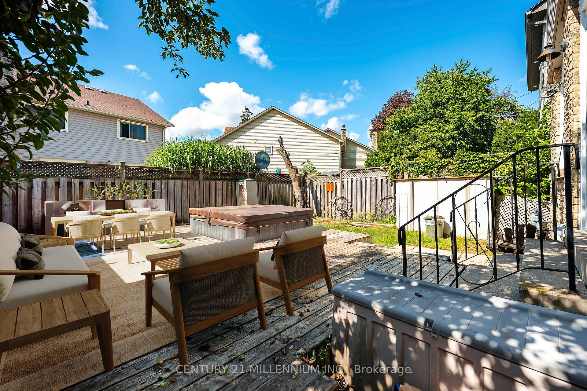 Photo 40 of 65 Primrose Crescent, Brampton, Heart Lake West — HOMEH