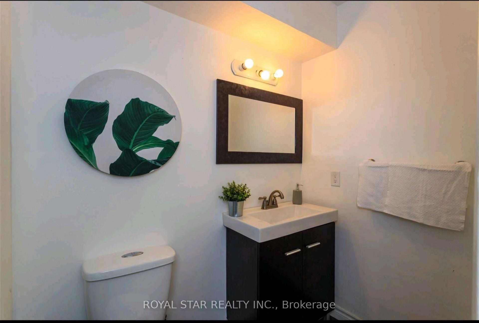 Photo 6 of Unit Upper, 19 Ashurst Crescent N, Brampton, Madoc — HOMEH