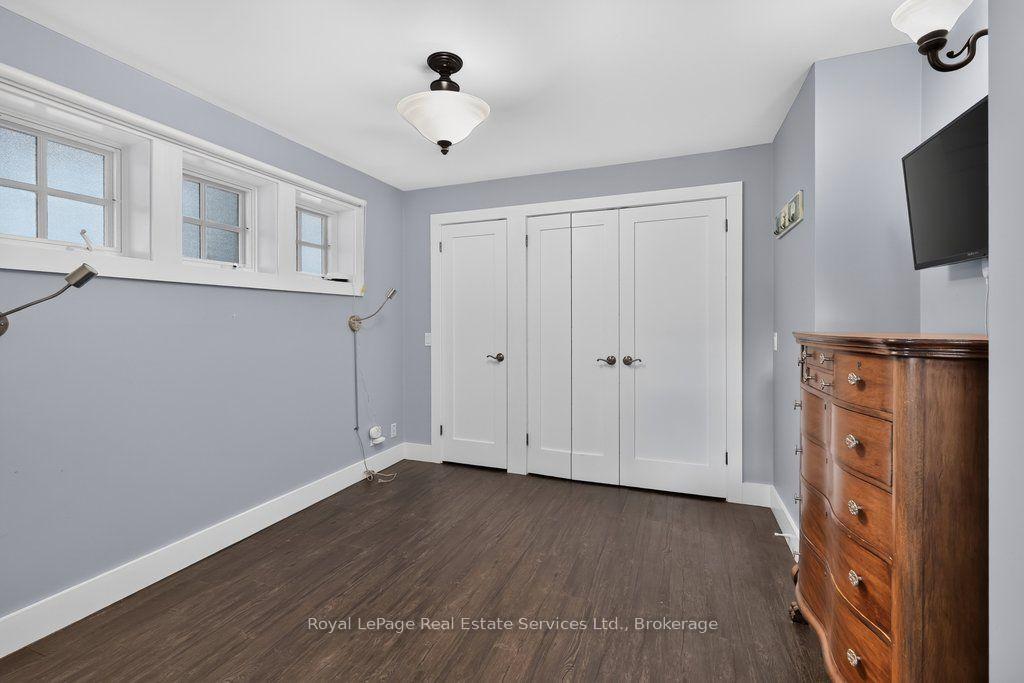 Photo 42 of 300 Lake Promenade, Etobicoke, Long Branch — HOMEH