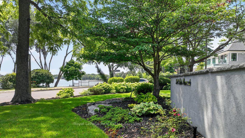 Photo 46 of 300 Lake Promenade, Etobicoke, Long Branch — HOMEH