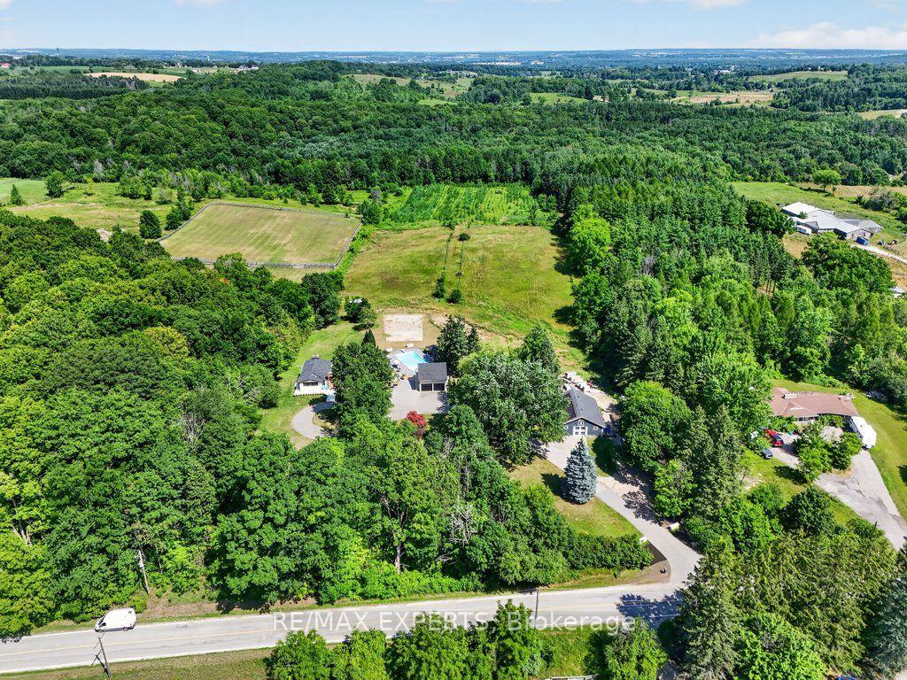 Photo 4 of 5502 16th Side Road, King, Schomberg — HOMEH