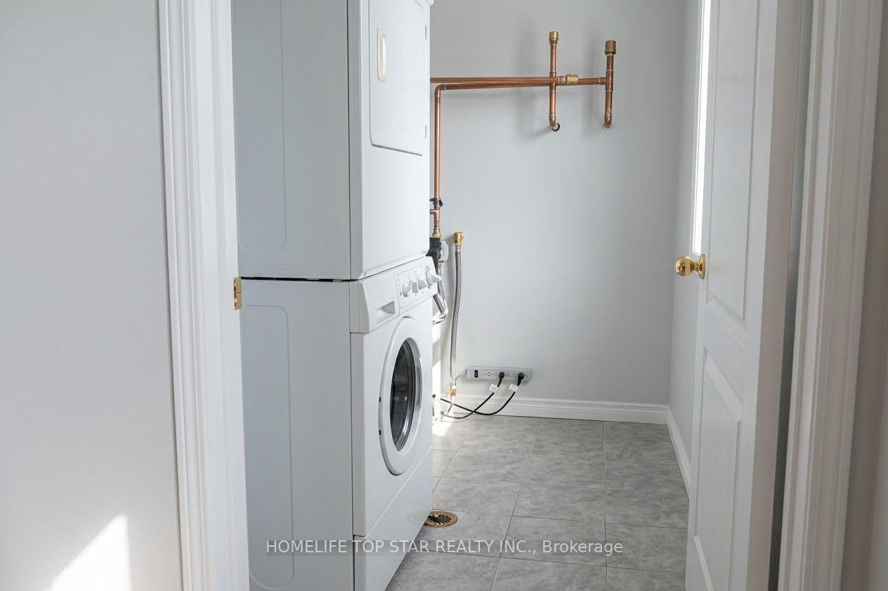 Photo 13 of Unit Couch House, 29 Woodway Lane, Markham, Cornell — HOMEH