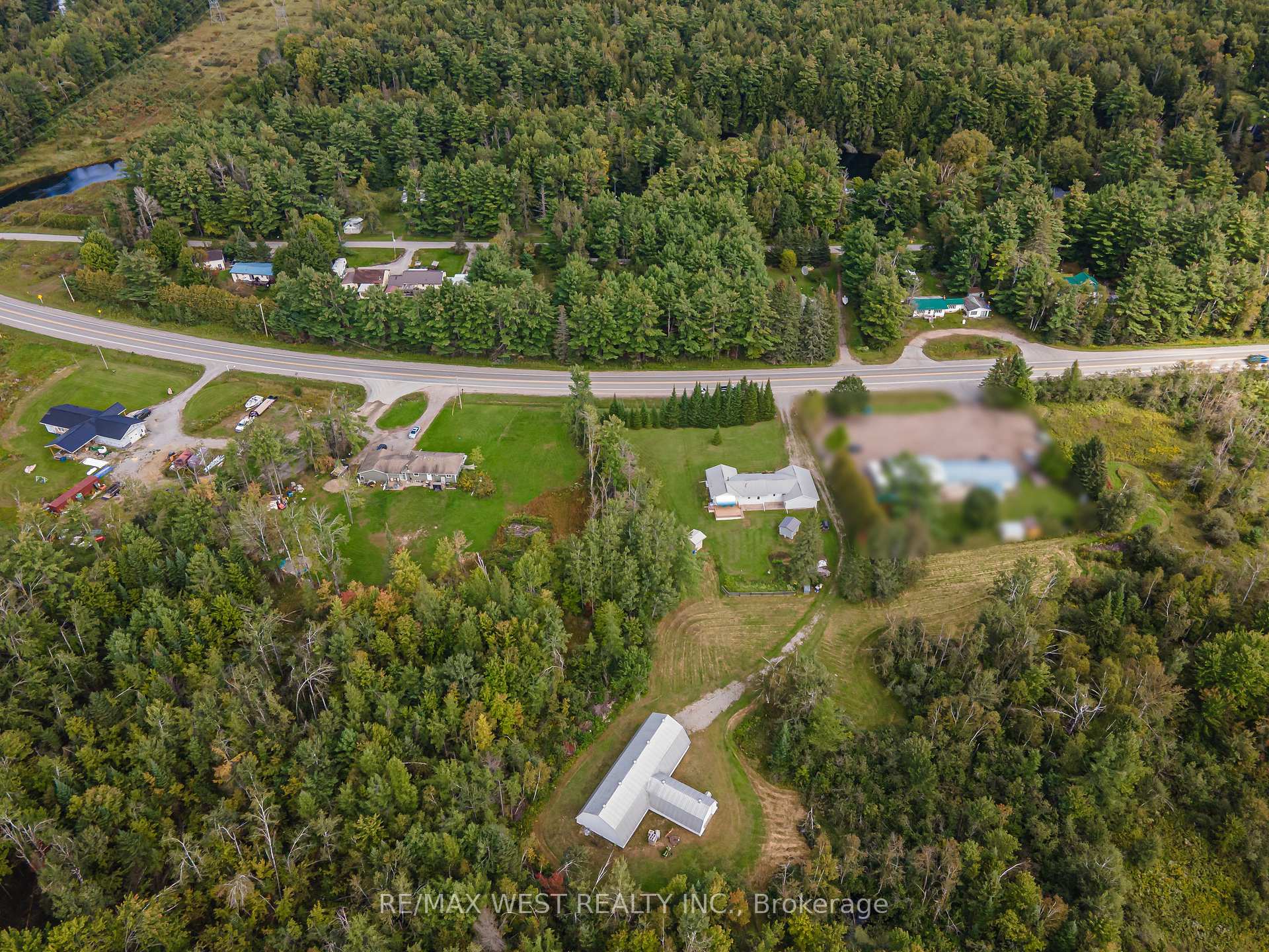 Photo 18 of 7621 Hwy 35, Kawartha Lakes, Laxton/Digby/Longford — HOMEH