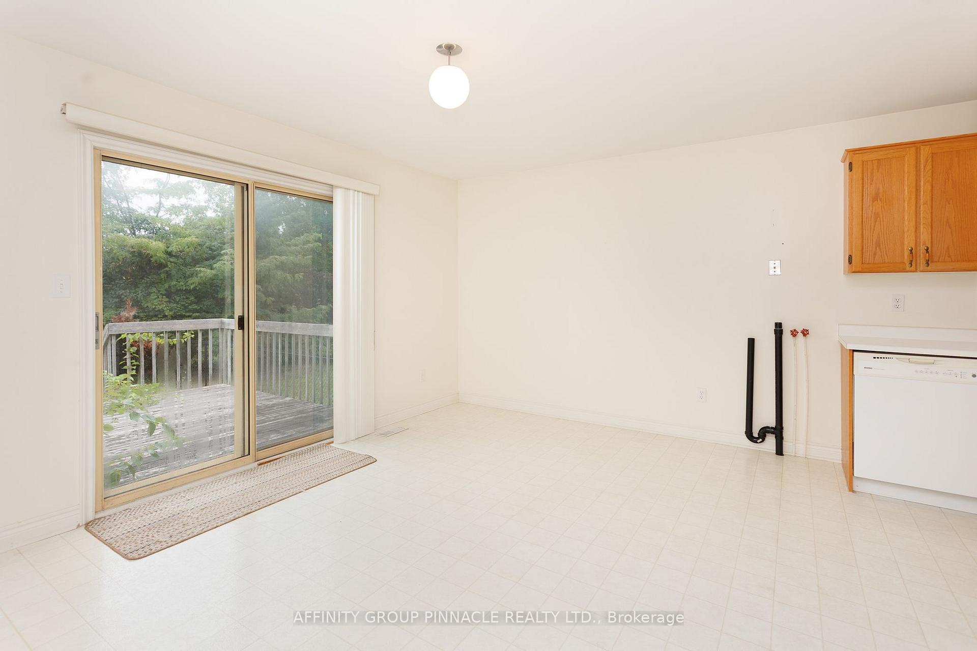 Photo 9 of 18 Lakeview Drive, Scugog, Port Perry — HOMEH