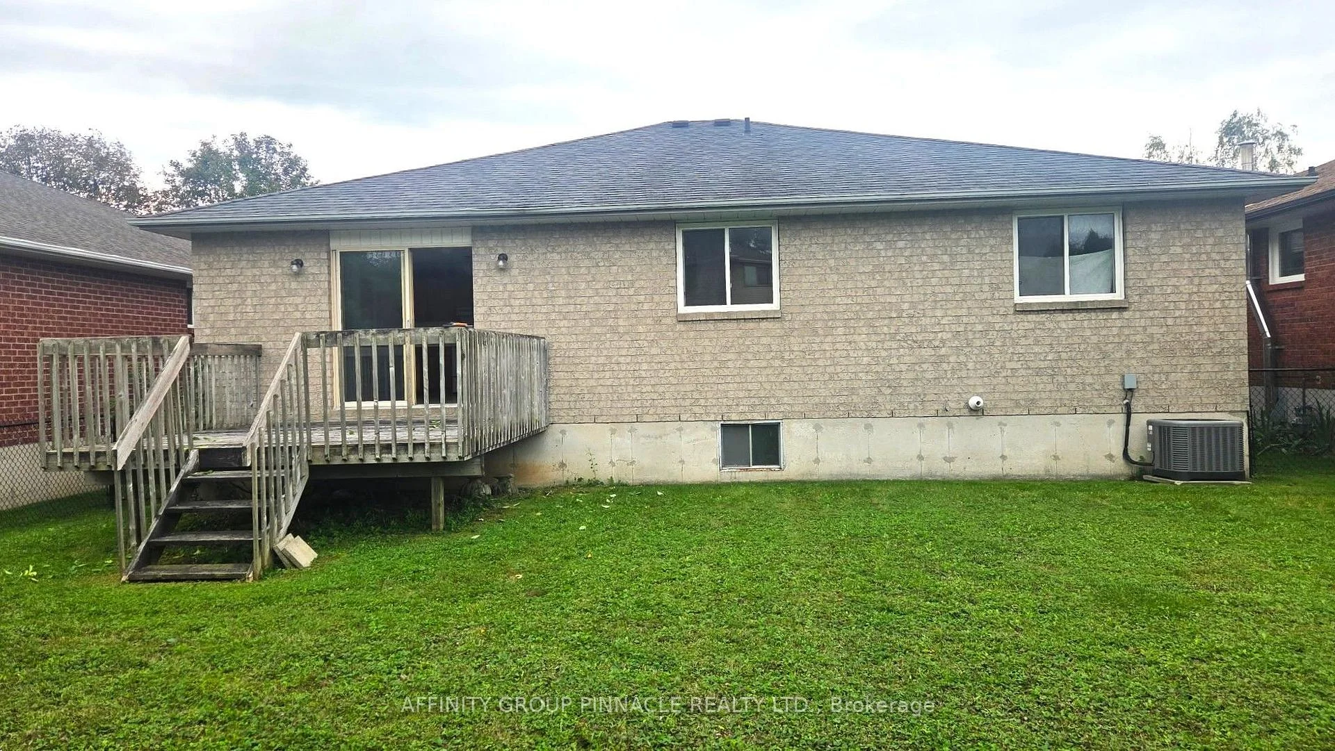 Photo 26 of 18 Lakeview Drive, Scugog, Port Perry — HOMEH
