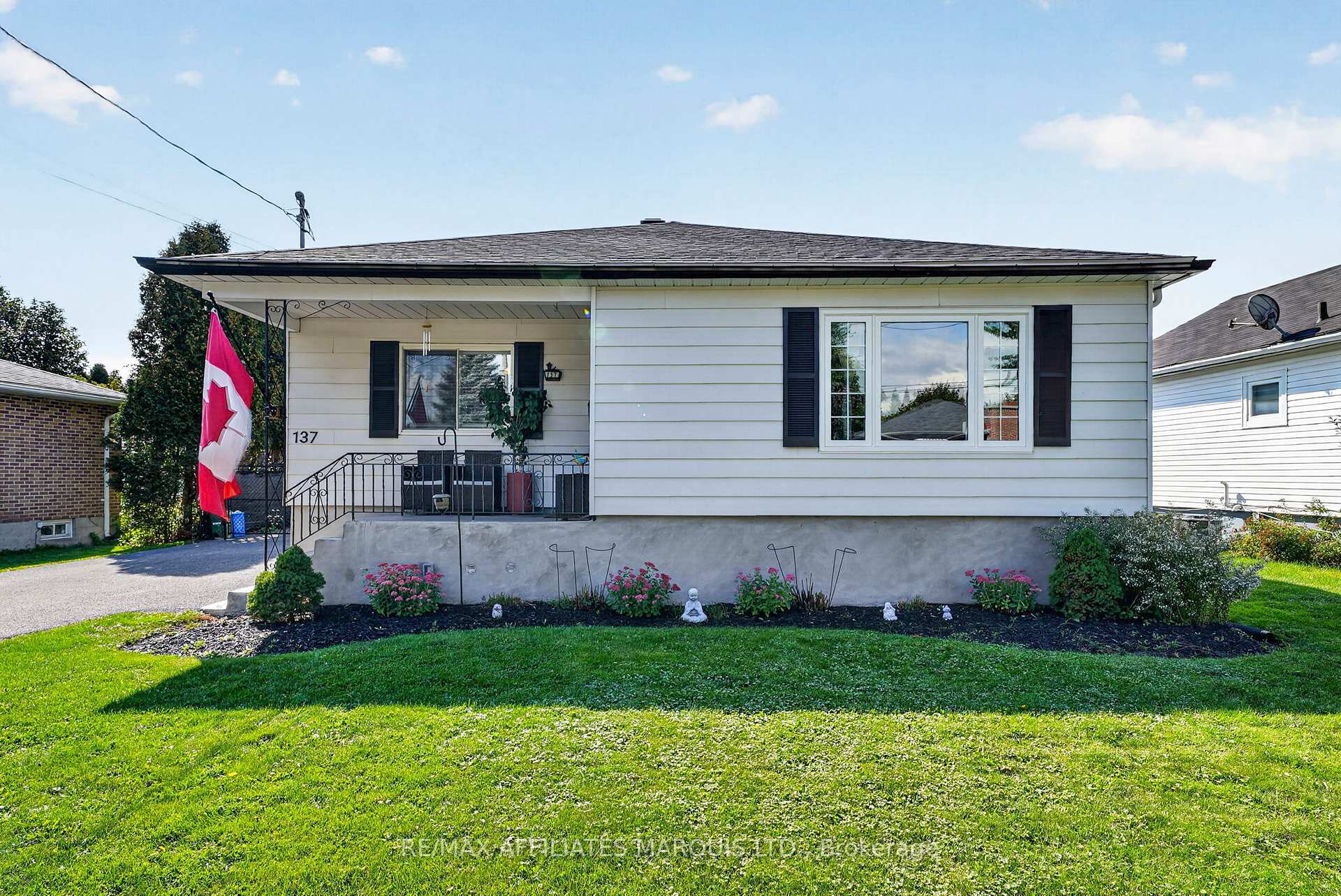 Photo 3 of 137 Jarvis Street, Cornwall, Cornwall — HOMEH