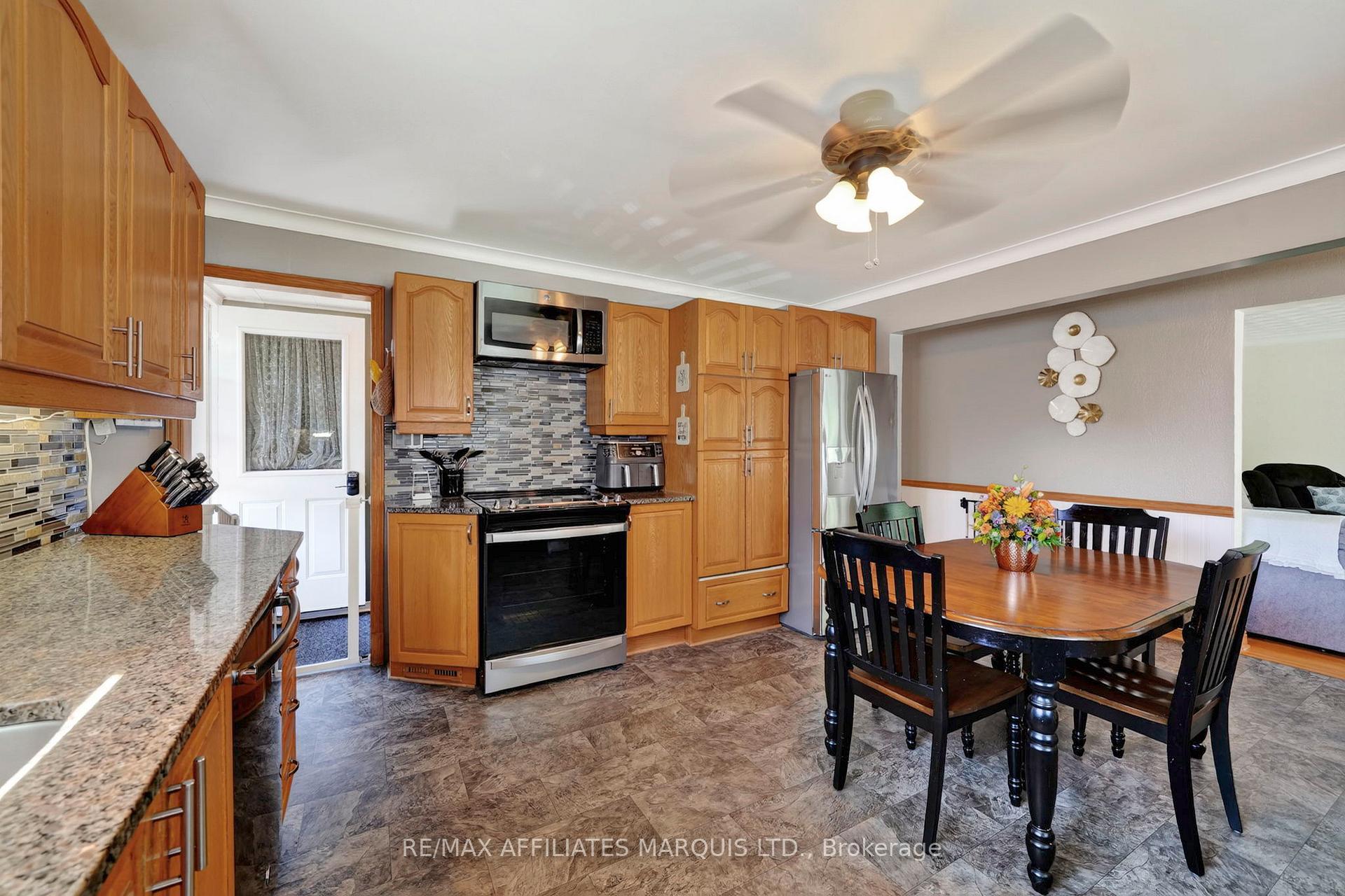 Photo 11 of 137 Jarvis Street, Cornwall, Cornwall — HOMEH