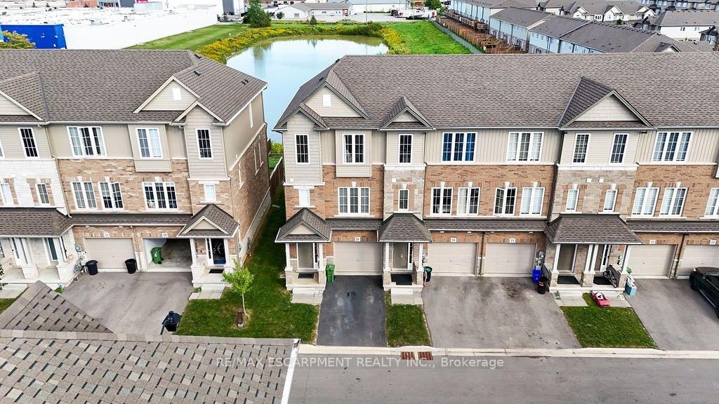 Photo of 28 Canary Grass Boulevard