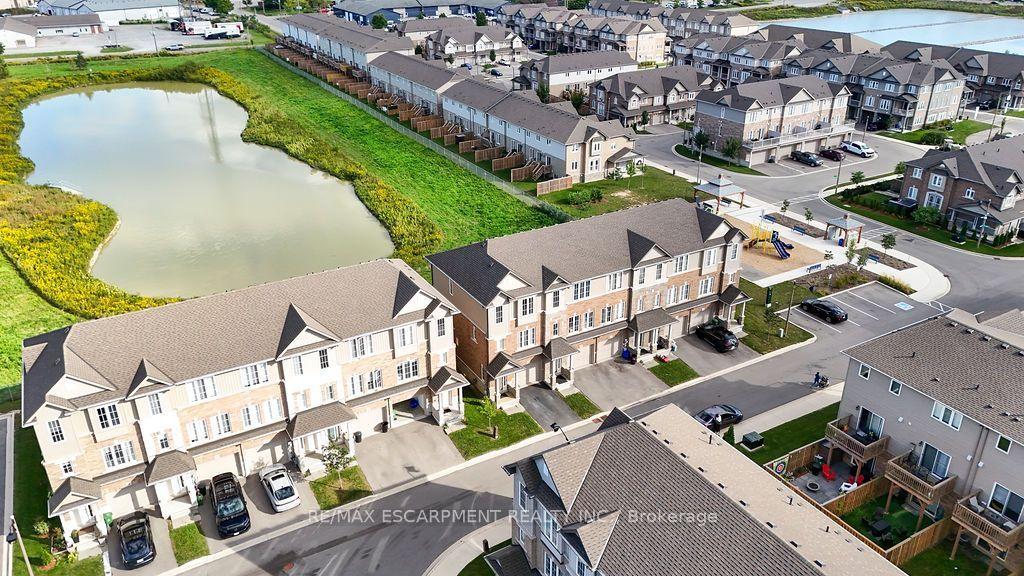 Photo 5 of 28 Canary Grass Boulevard, Hamilton, Hannon — HOMEH