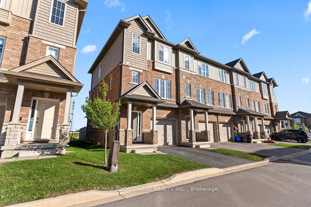 Photo 7 of 28 Canary Grass Boulevard, Hamilton, Hannon — HOMEH