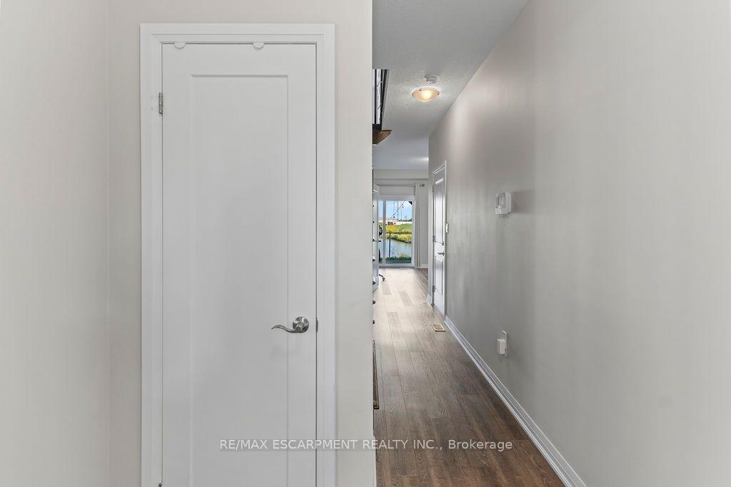 Photo 9 of 28 Canary Grass Boulevard, Hamilton, Hannon — HOMEH