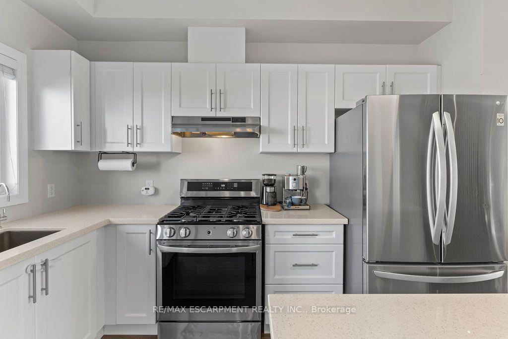 Photo 20 of 28 Canary Grass Boulevard, Hamilton, Hannon — HOMEH