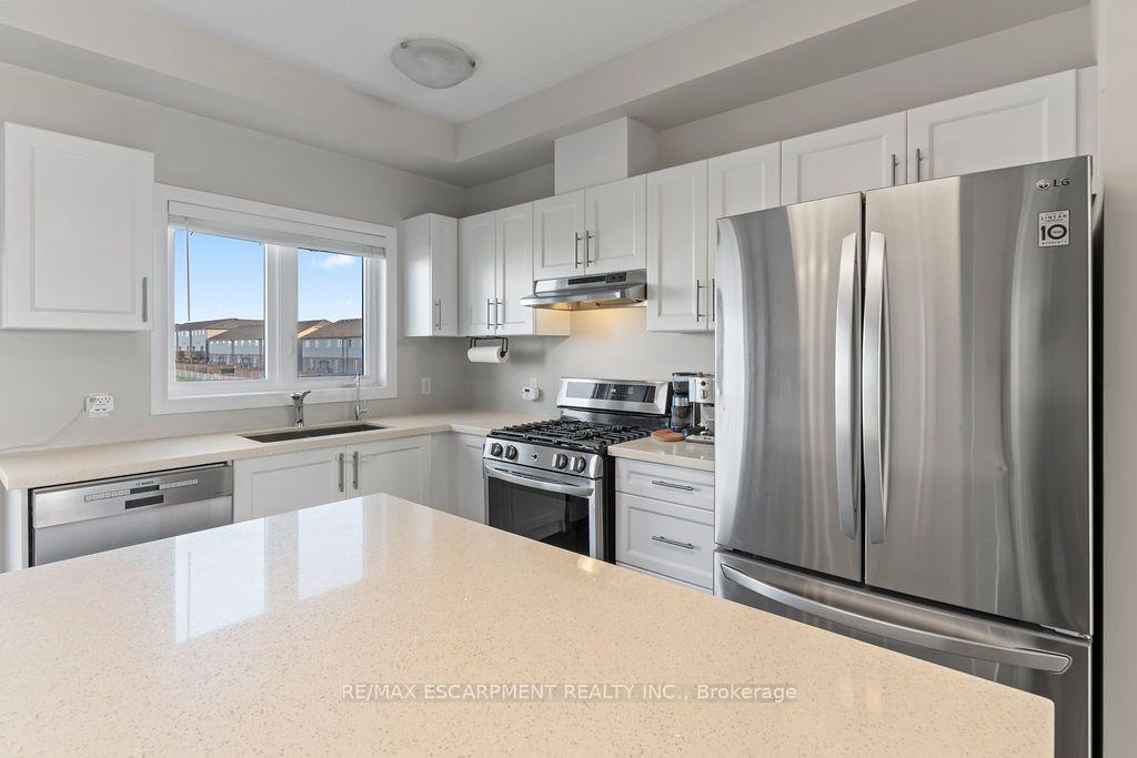 Photo 21 of 28 Canary Grass Boulevard, Hamilton, Hannon — HOMEH