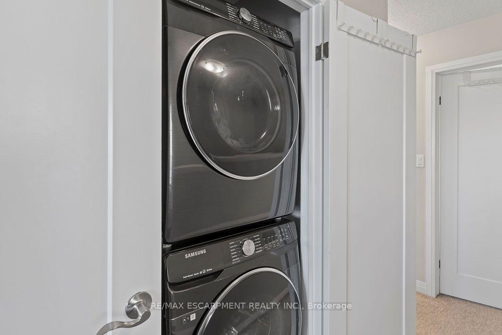 Photo 31 of 28 Canary Grass Boulevard, Hamilton, Hannon — HOMEH
