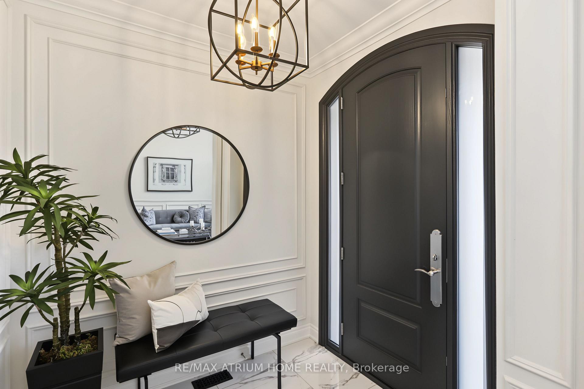 Photo 2 of 351 Reg Harrison Trail, Newmarket, Glenway Estates — HOMEH