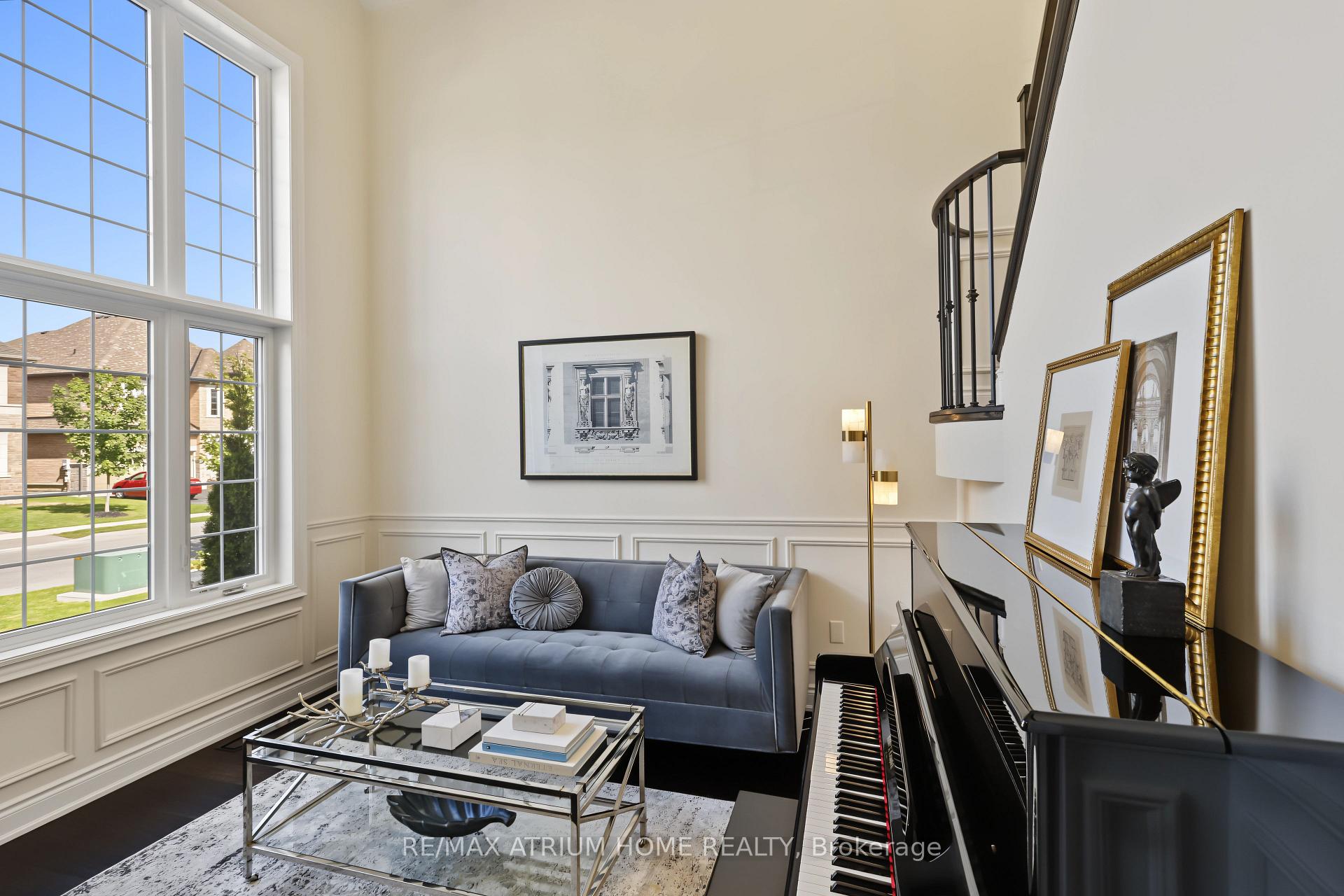 Photo 3 of 351 Reg Harrison Trail, Newmarket, Glenway Estates — HOMEH