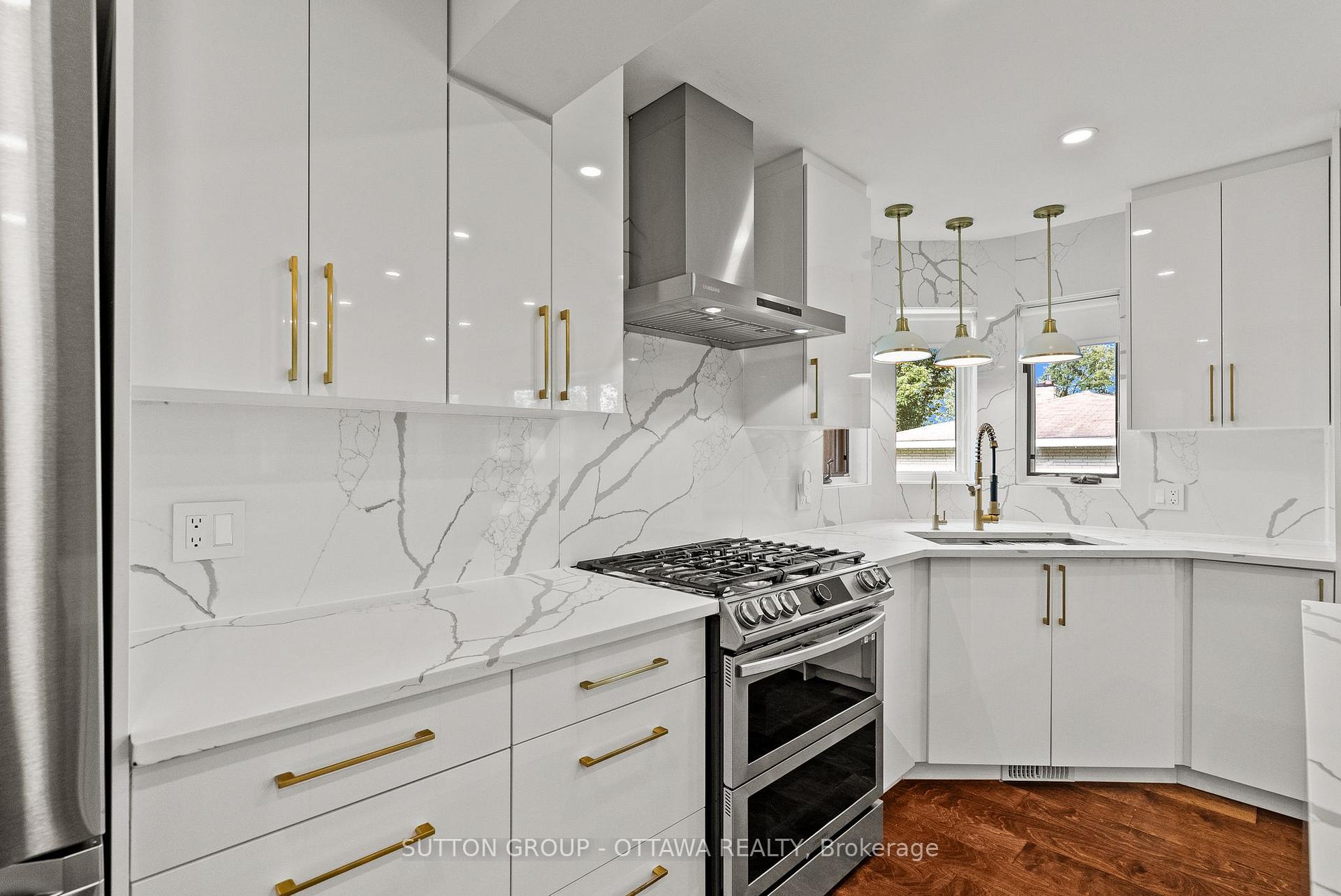 Photo 12 of 11 Lennon Drive, Ottawa, Cedardale — HOMEH