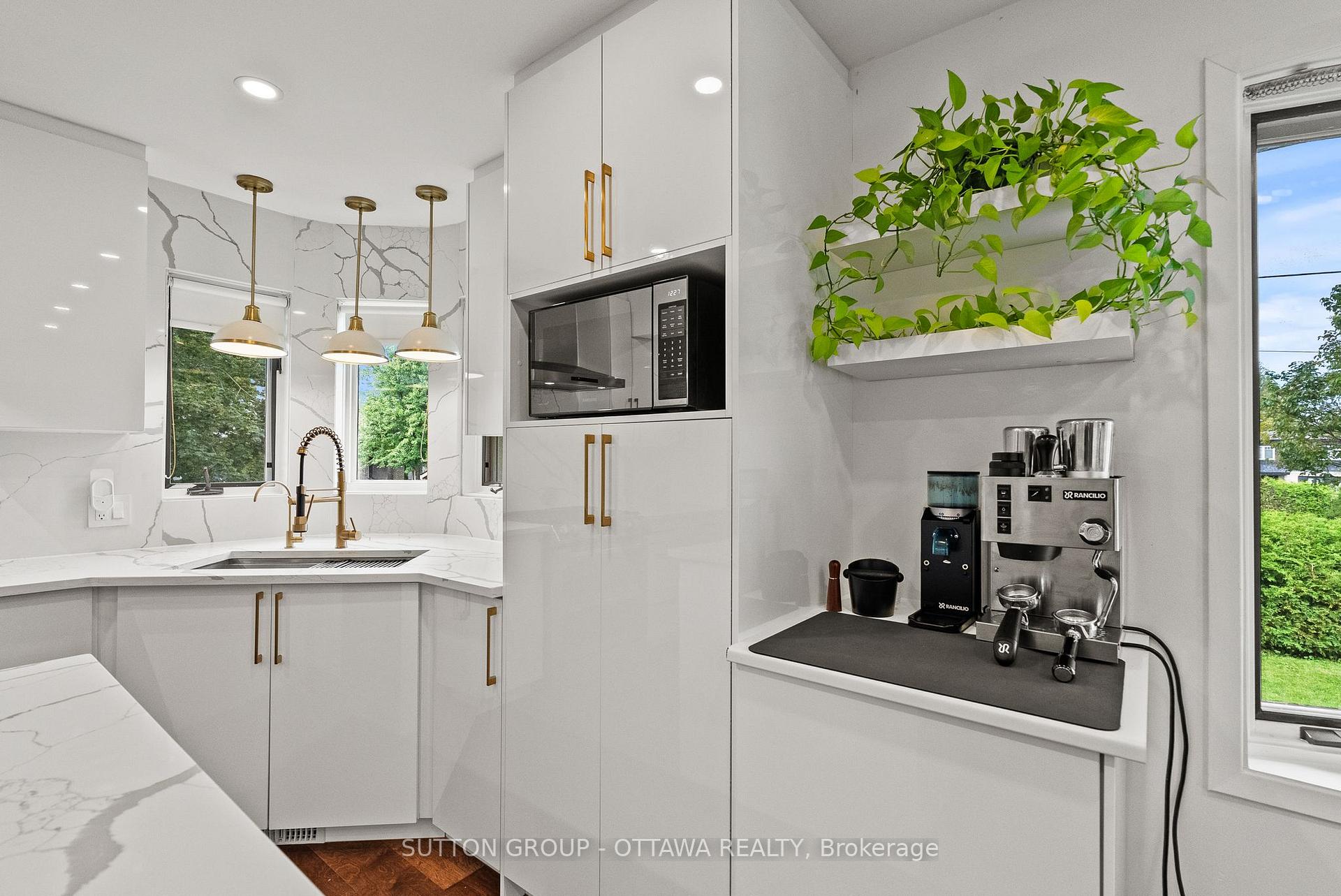 Photo 13 of 11 Lennon Drive, Ottawa, Cedardale — HOMEH