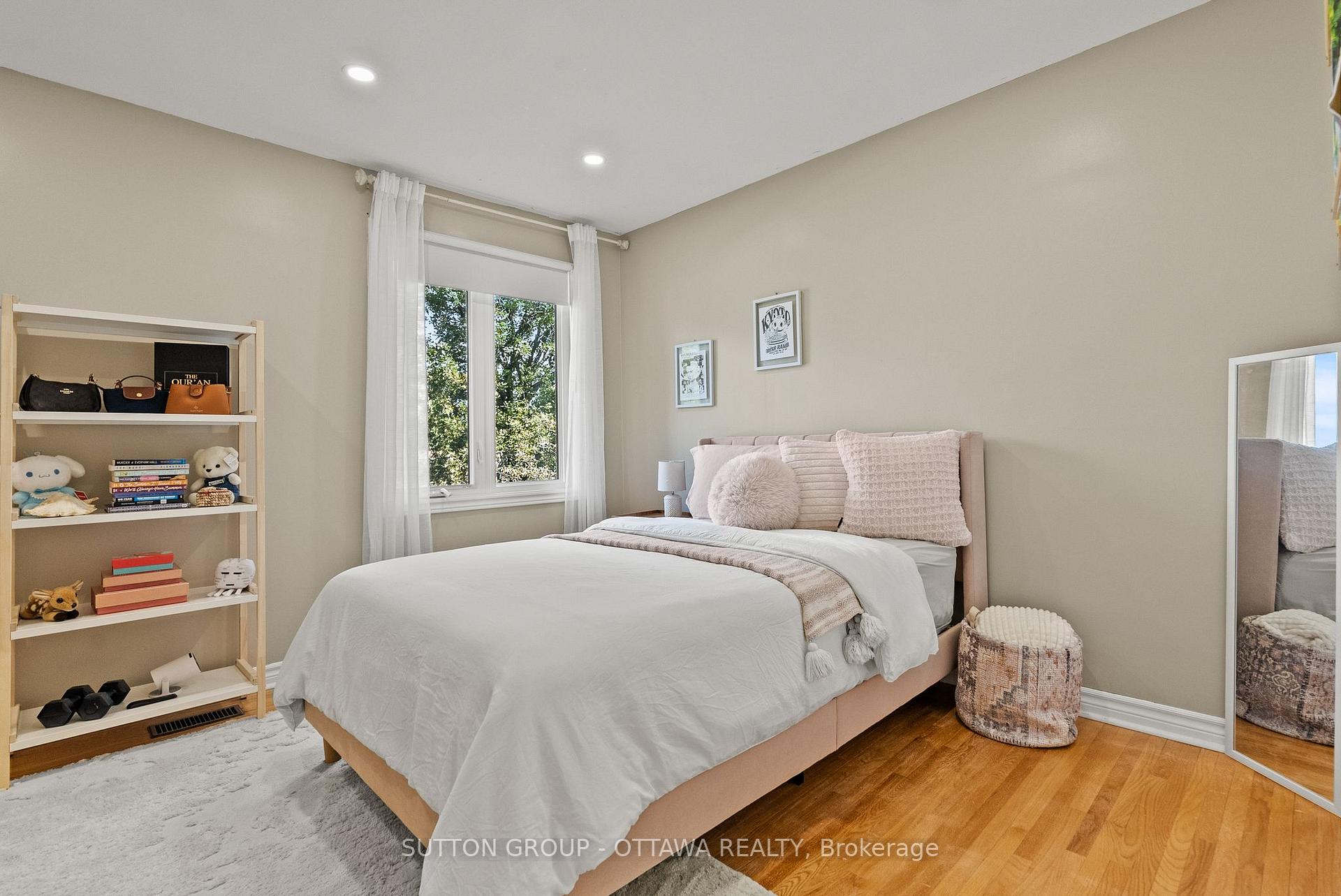 Photo 35 of 11 Lennon Drive, Ottawa, Cedardale — HOMEH
