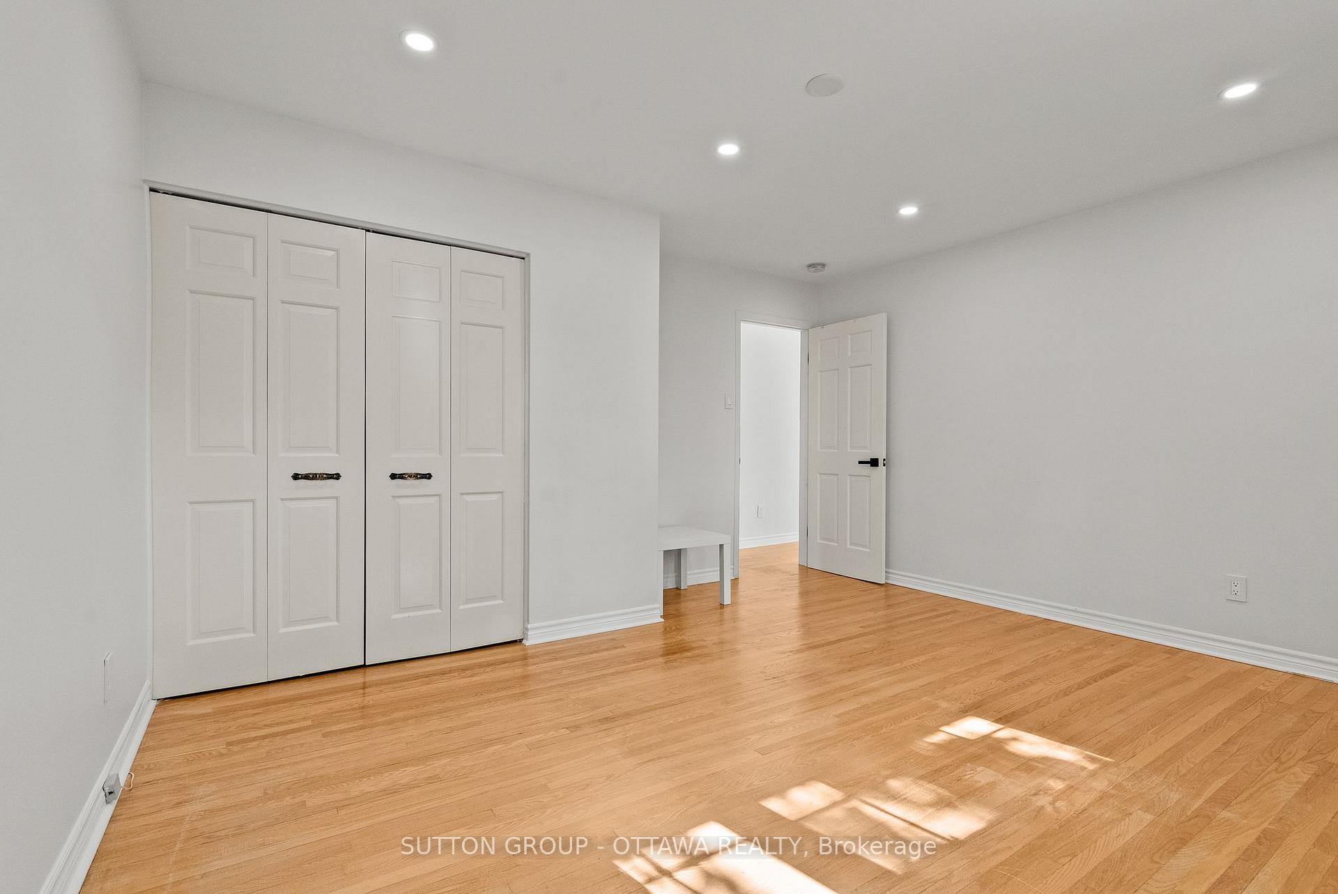 Photo 37 of 11 Lennon Drive, Ottawa, Cedardale — HOMEH