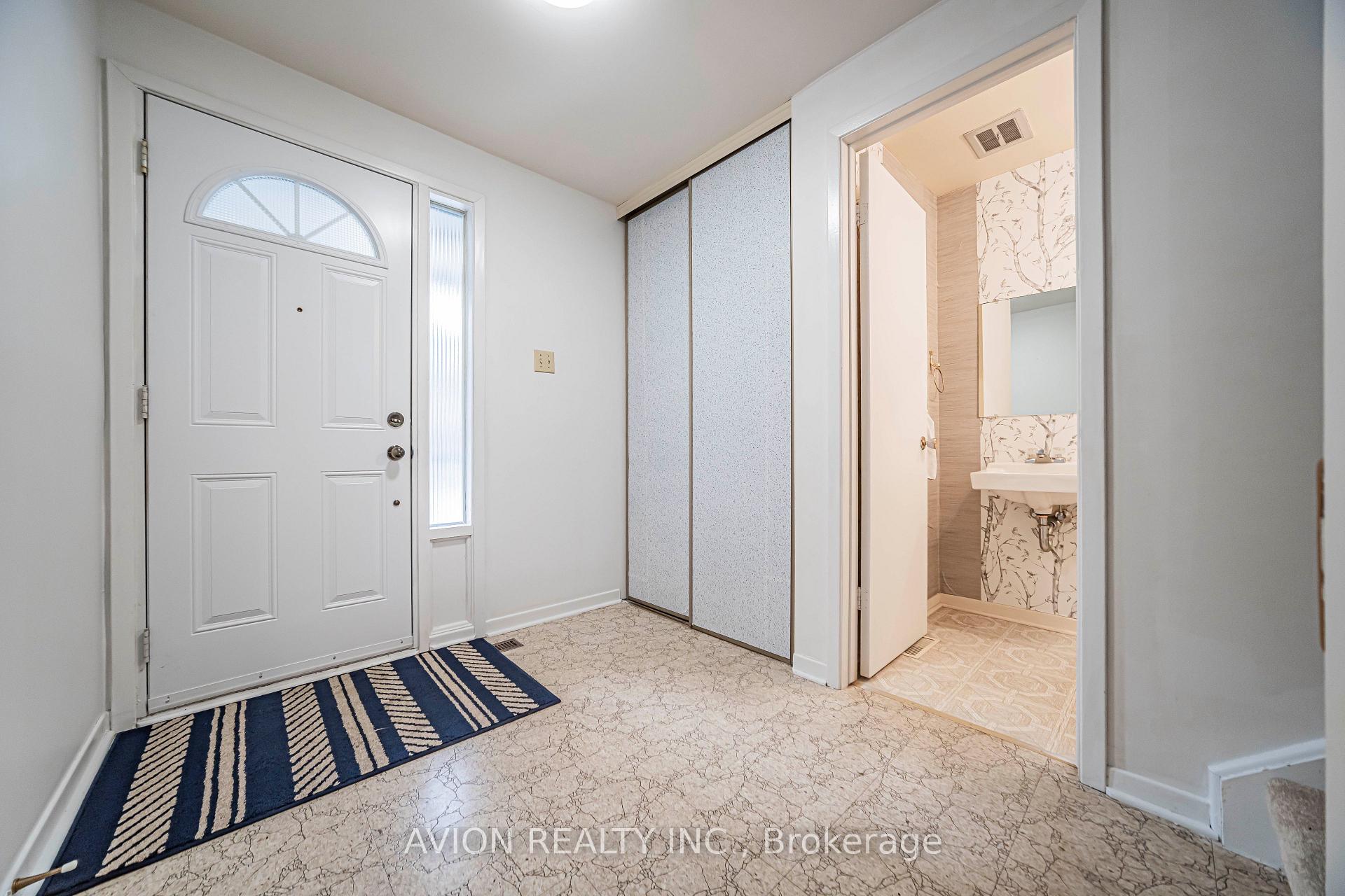 Photo 7 of Unit 23, 646 Village Parkway, Markham, Unionville — HOMEH