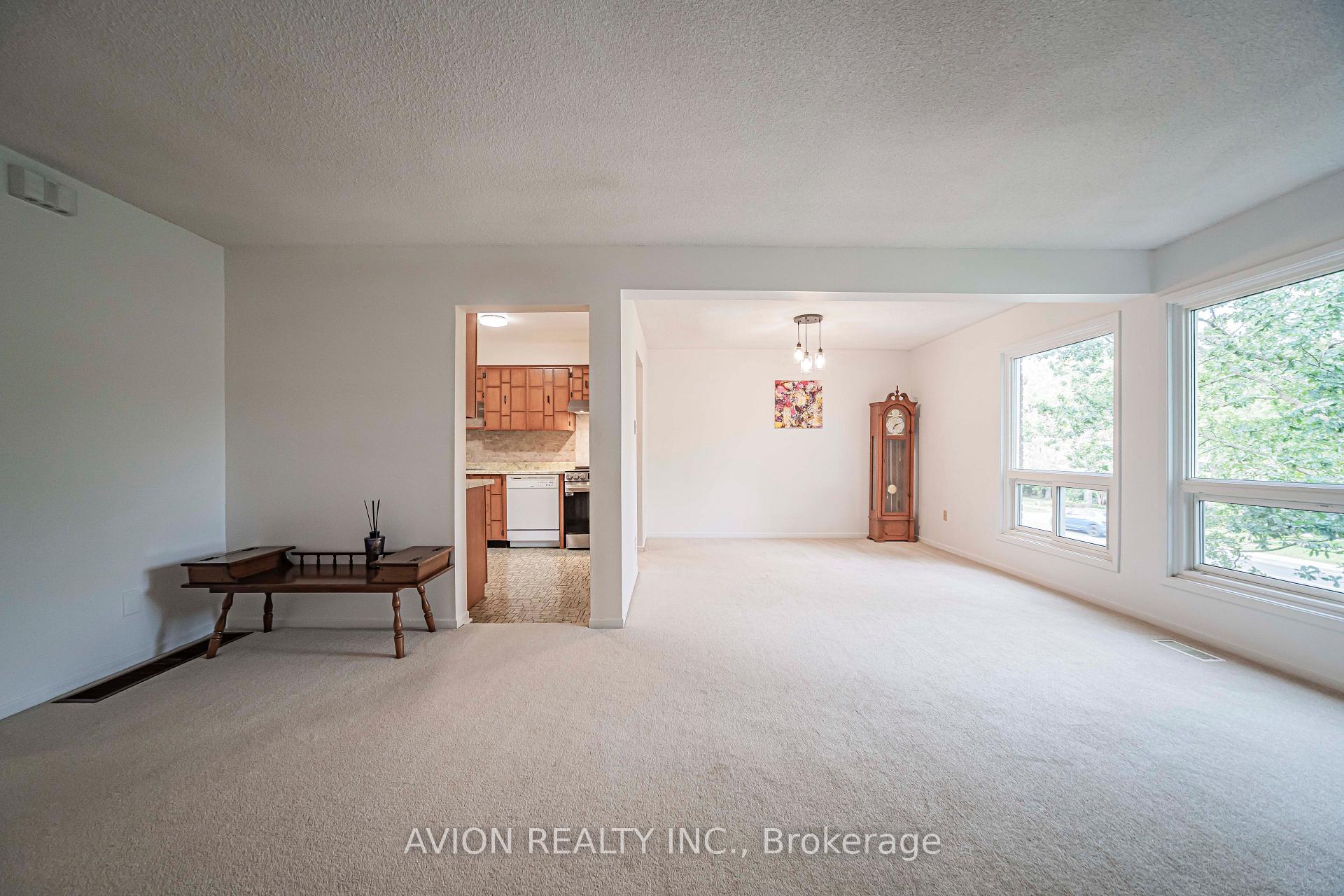 Photo 13 of Unit 23, 646 Village Parkway, Markham, Unionville — HOMEH