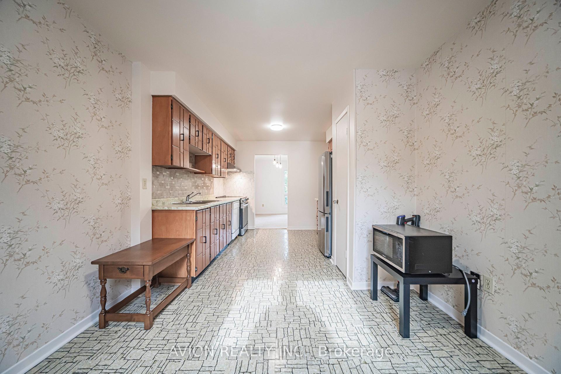 Photo 21 of Unit 23, 646 Village Parkway, Markham, Unionville — HOMEH