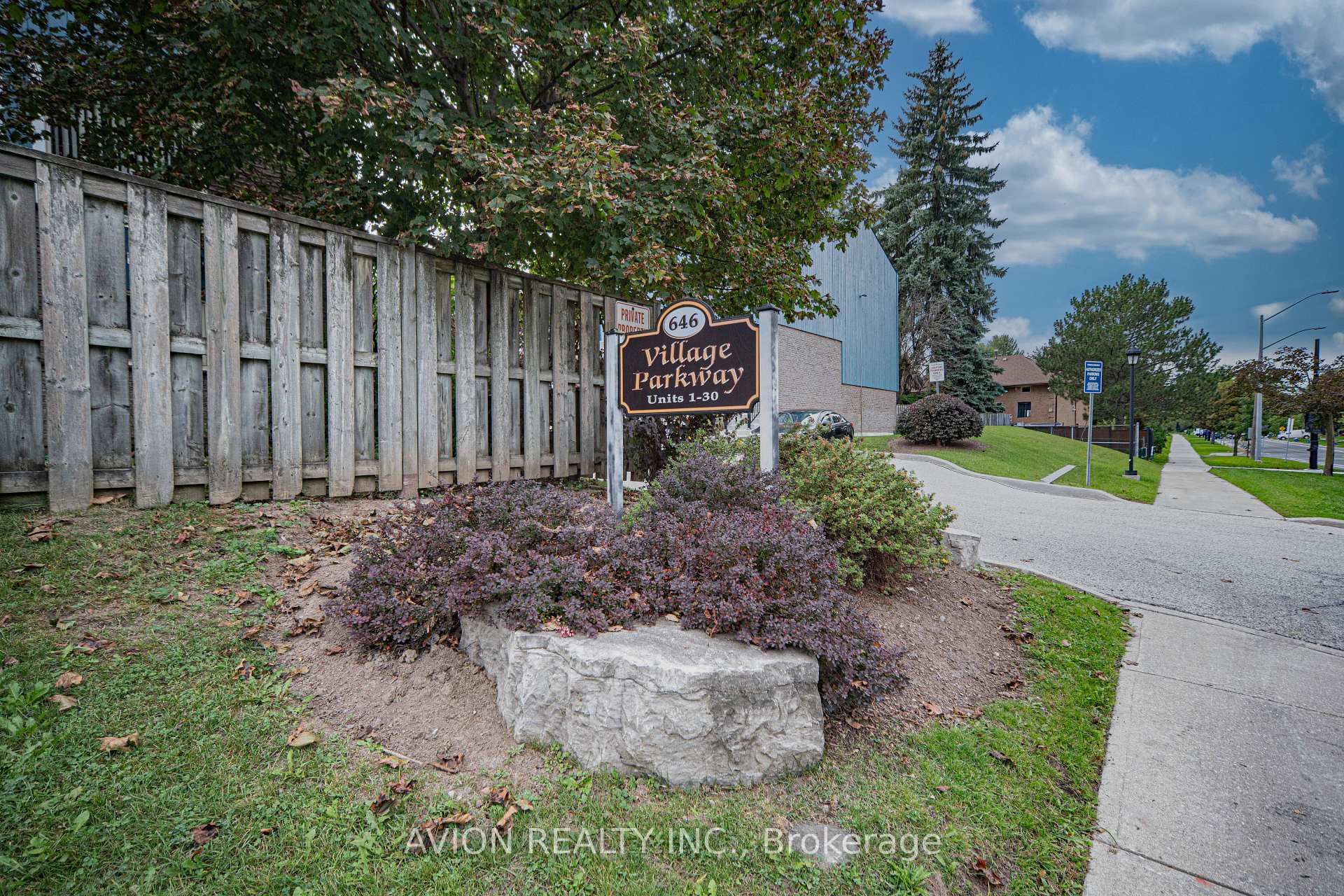 Photo 40 of Unit 23, 646 Village Parkway, Markham, Unionville — HOMEH