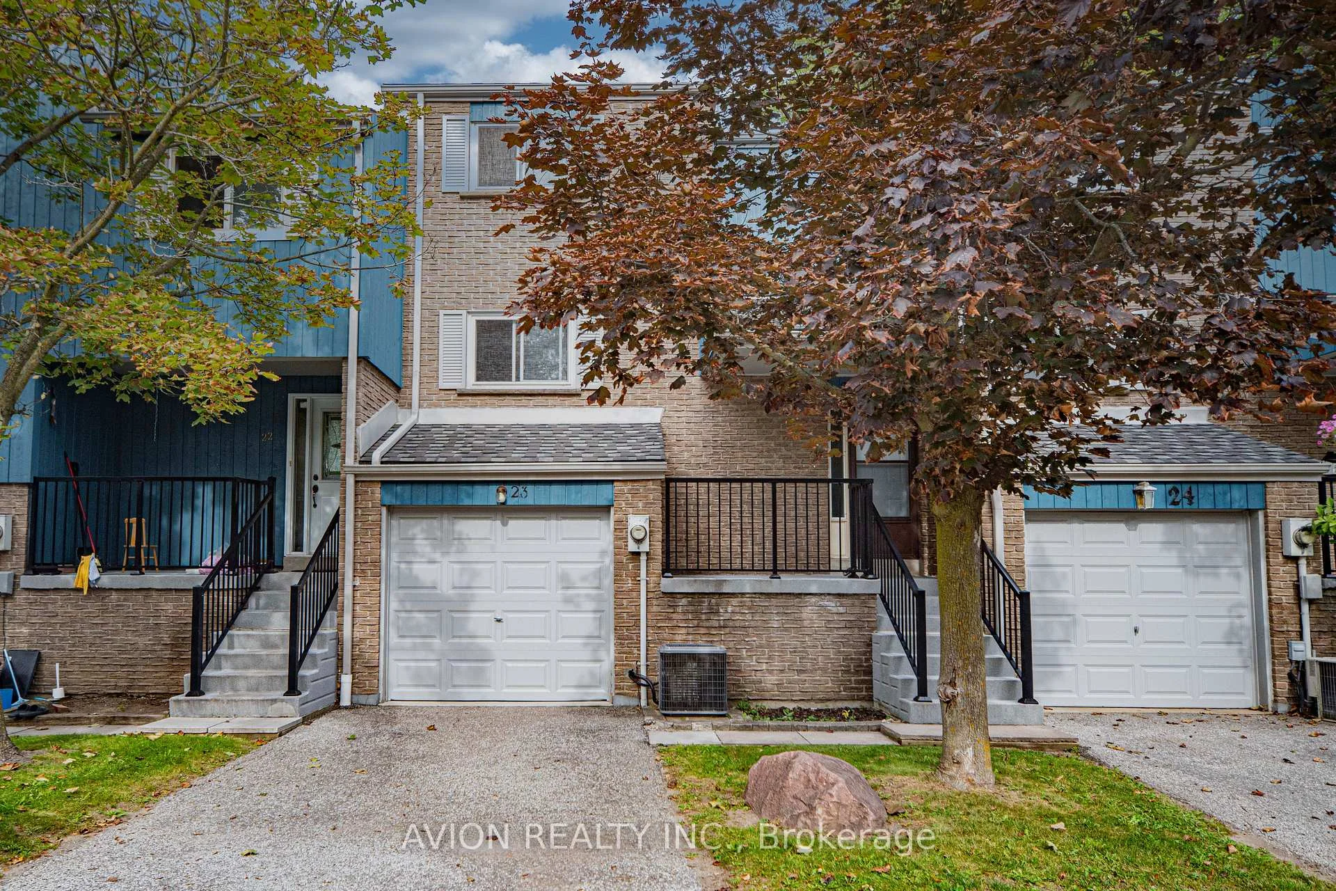 Photo 4 of Unit 23, 646 Village Parkway, Markham, Unionville — HOMEH