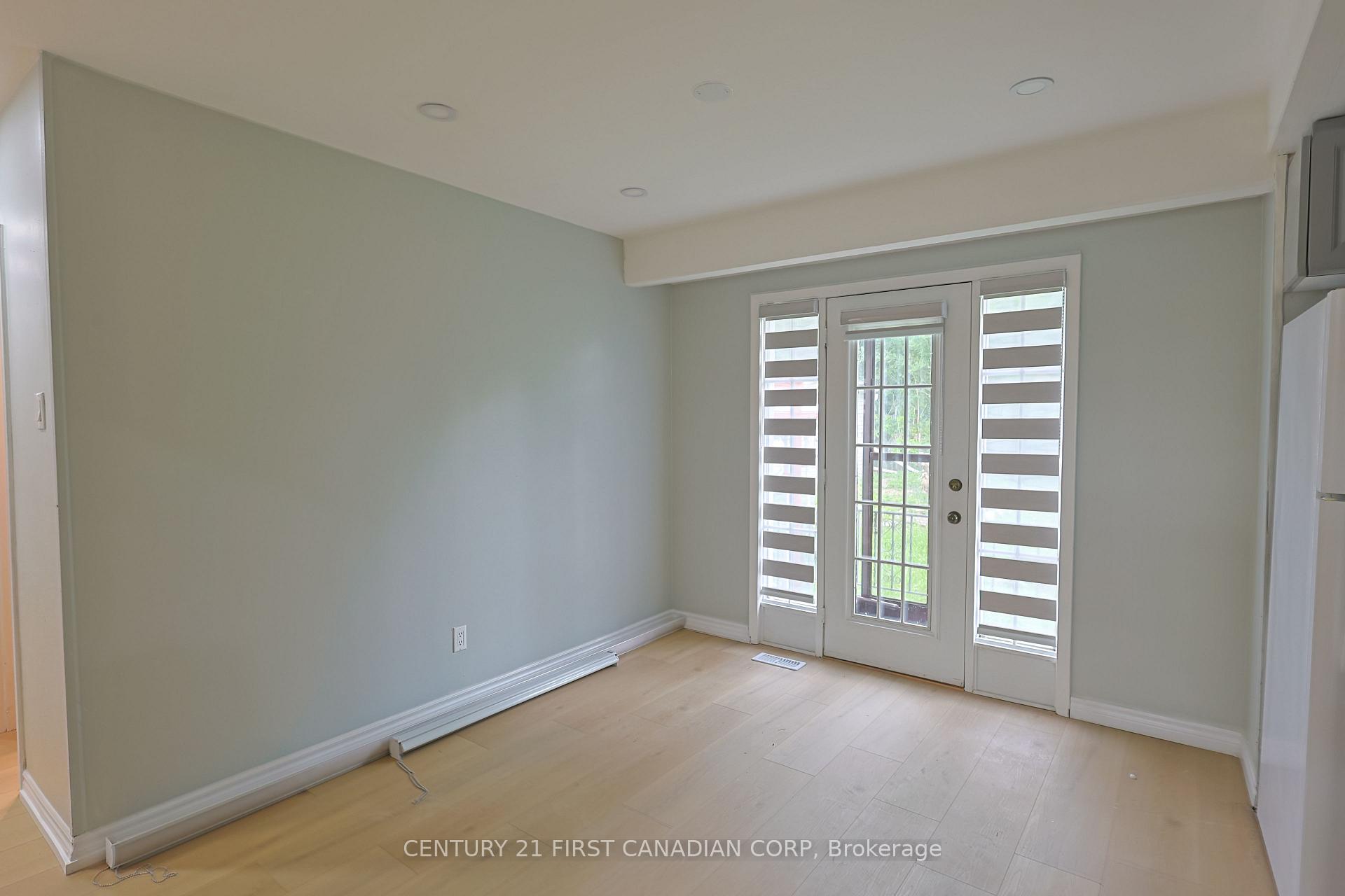 Photo 11 of Unit Upper, 268 Burlington Crescent, London, South J — HOMEH